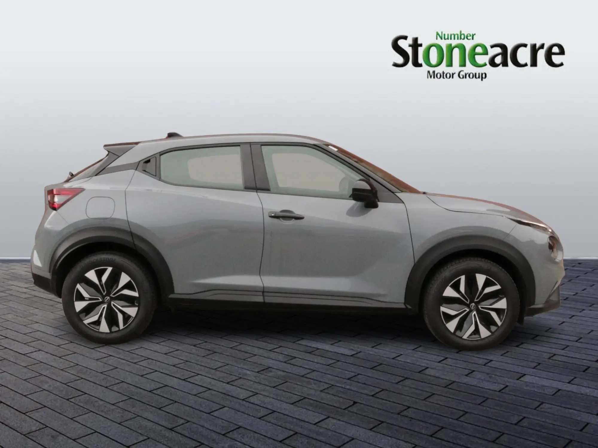 Nissan Juke Image 2
