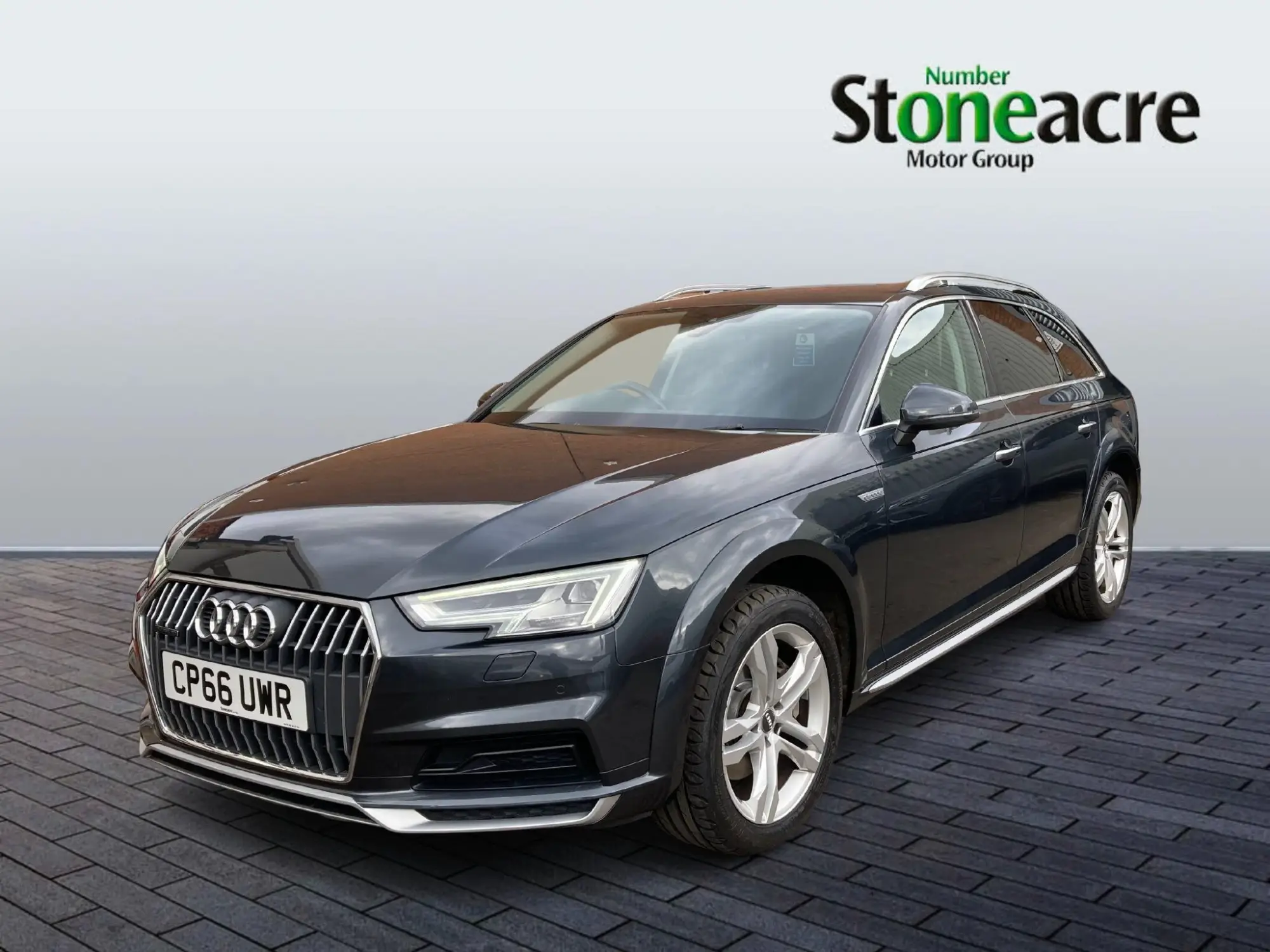 Audi A4 Allroad Image 3