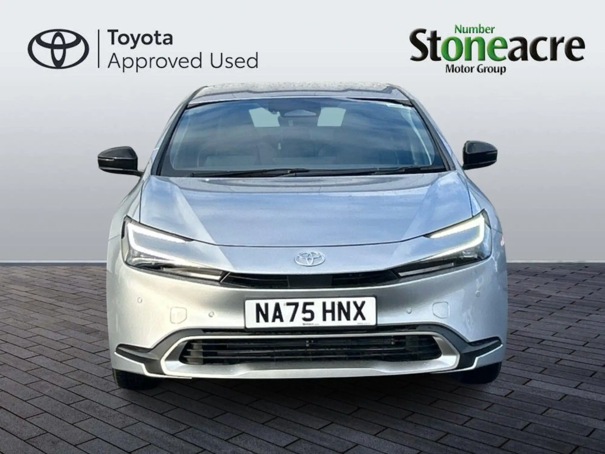 Toyota Prius Plug-in Hybrid Image 8 Toyota Prius Plug-in Hybrid Image 8