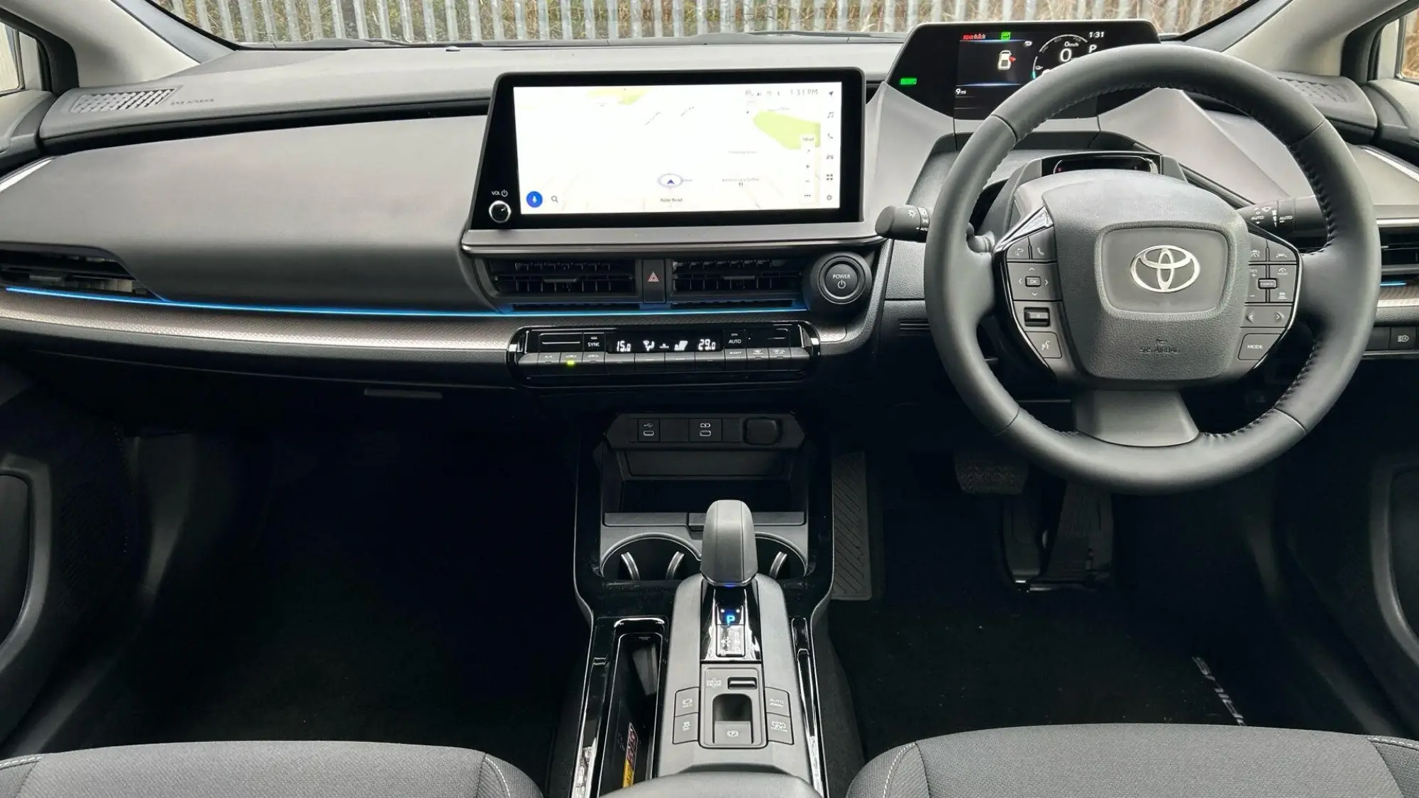 Toyota Prius Plug-in Hybrid Image 9 Toyota Prius Plug-in Hybrid Image 9