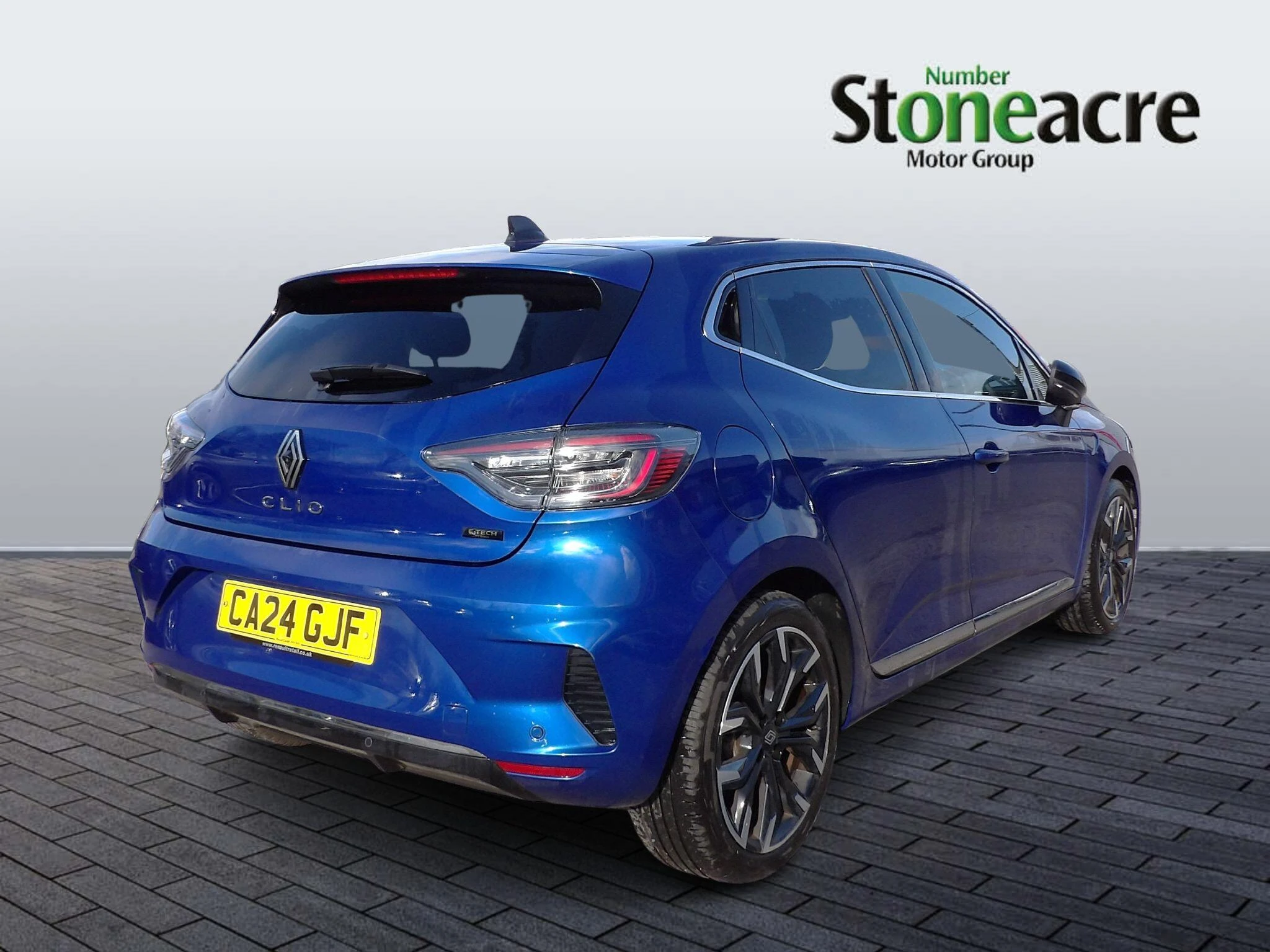 Renault Clio E-Tech 1.6 E-TECH techno Auto Euro 6 (s/s) 5dr CA24GJF Image 3