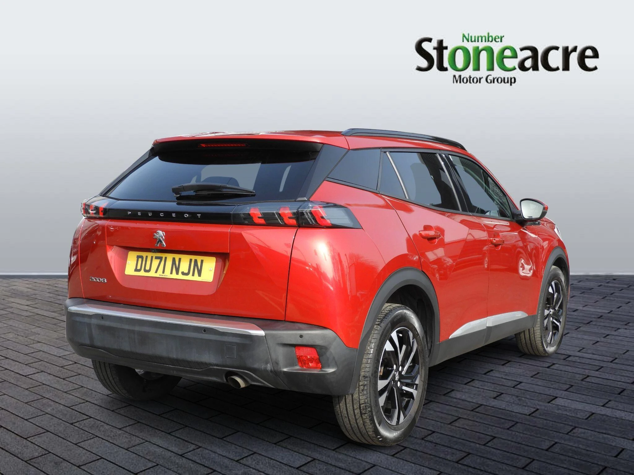 Peugeot 2008 1.2 PureTech Allure Premium 5dr DU71NJN Image 3