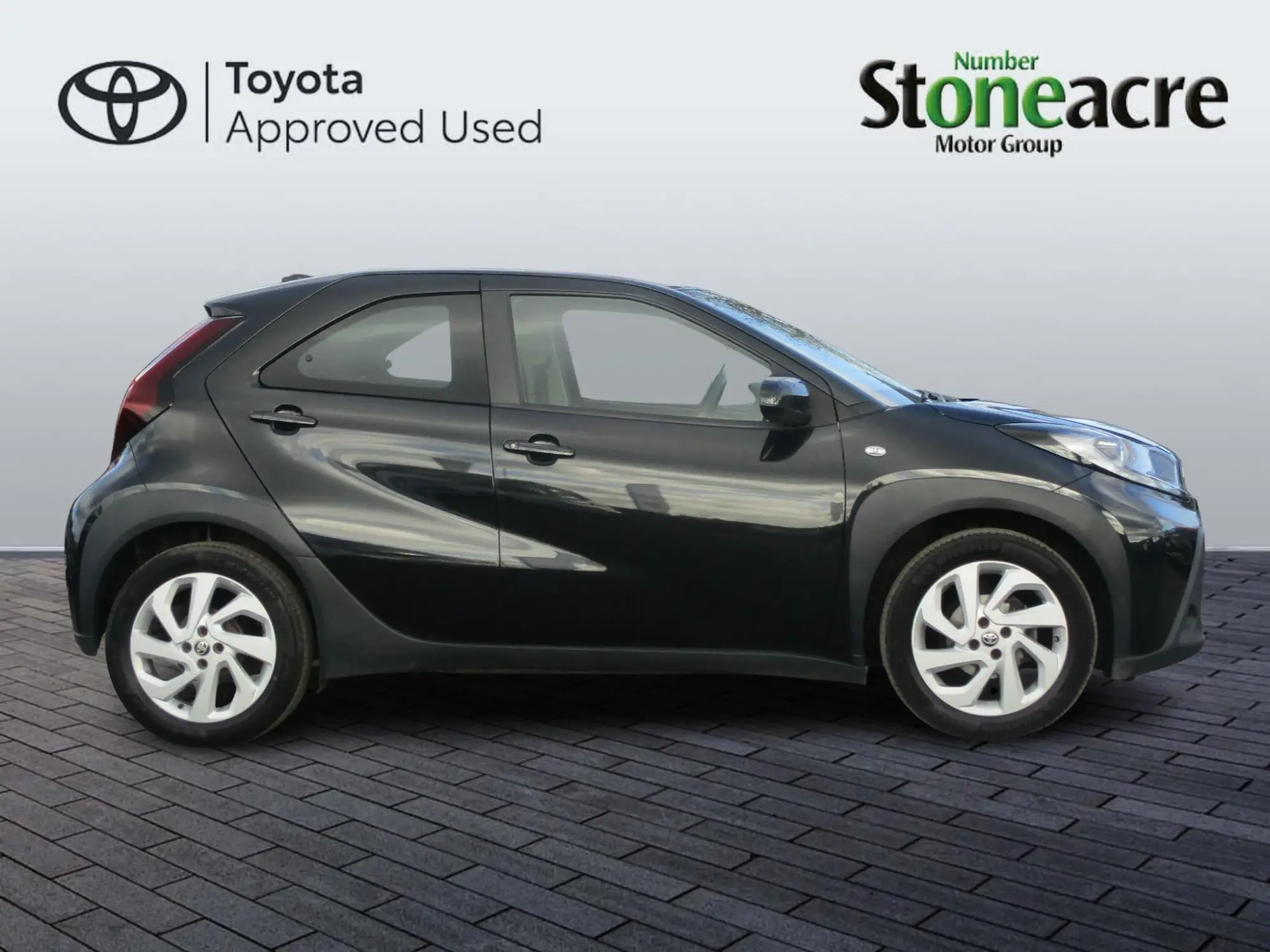 Toyota Aygo X 1.0 VVT-i Pure 5dr NL22XPV Image 2