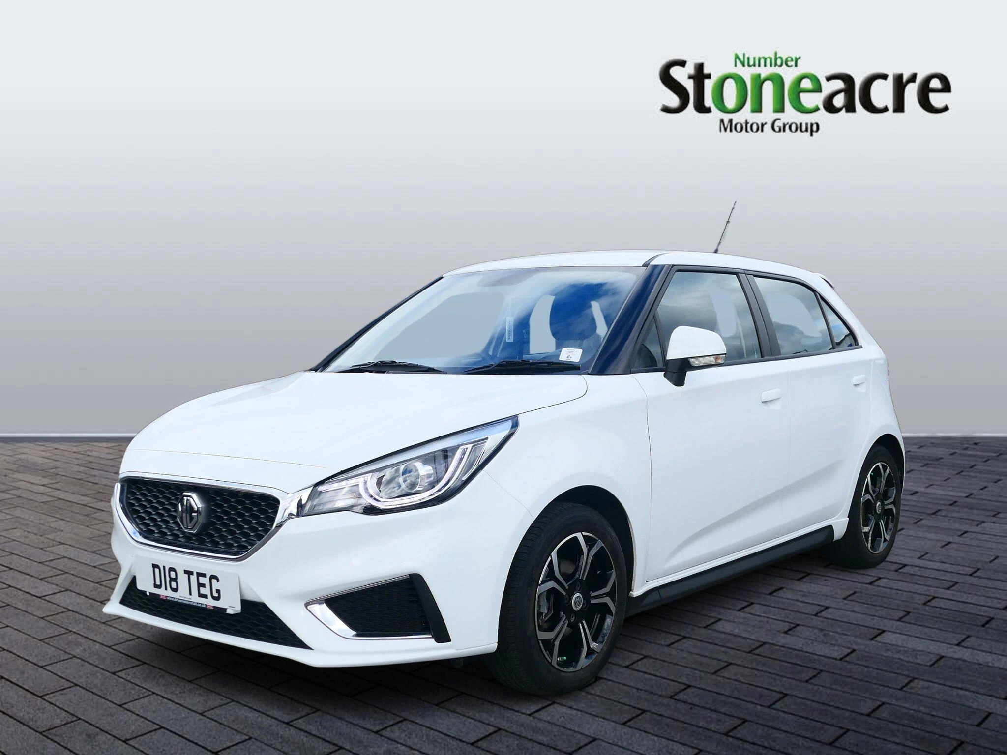 MG 3 1.5 VTi-TECH Exclusive Nav Euro 6 (s/s) 5dr YW23OOF Image 3