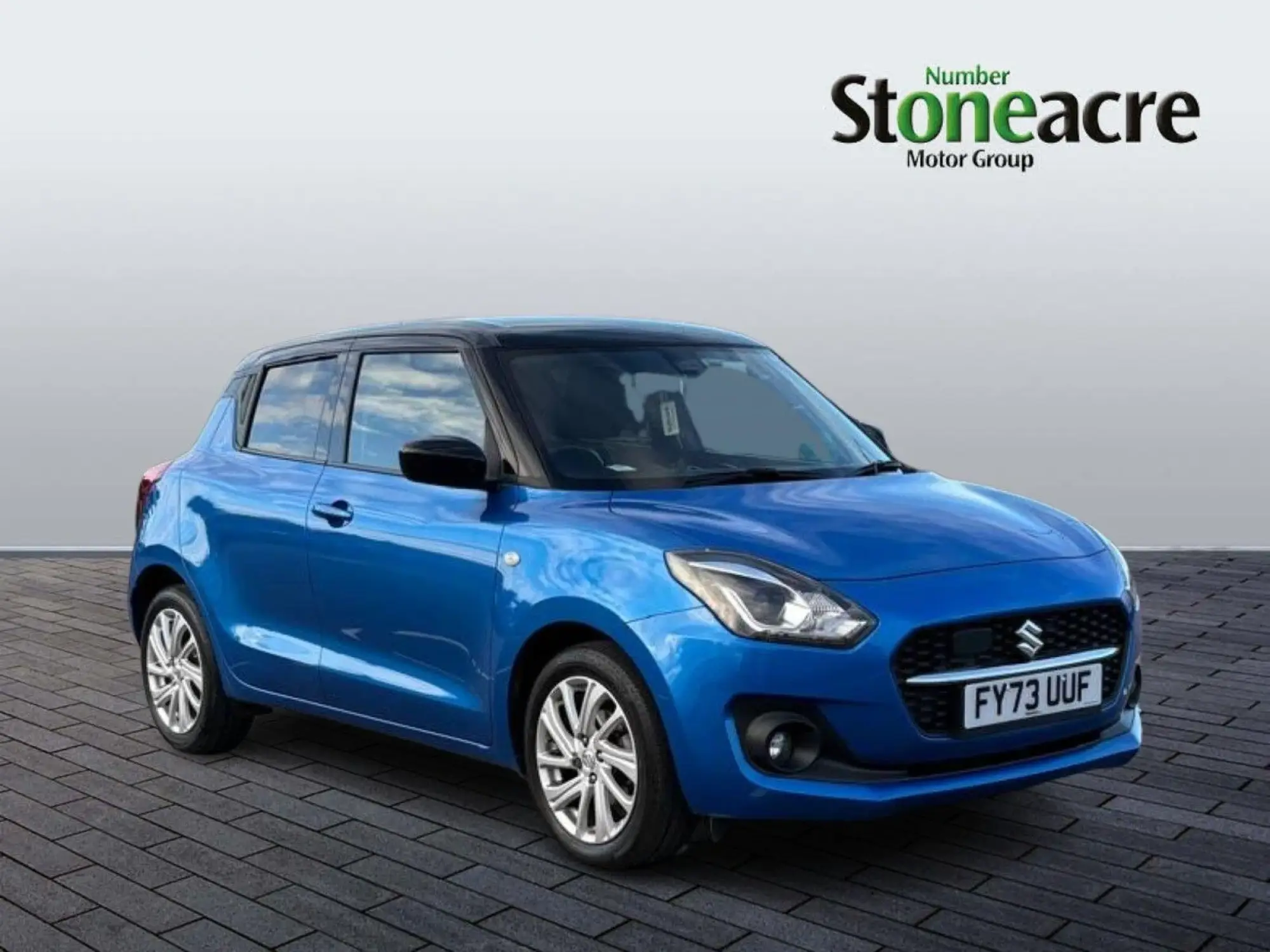 Suzuki Swift 1.2 Dualjet 83 12V Hybrid SZ-T 5dr Auto FY73UUF Image 1