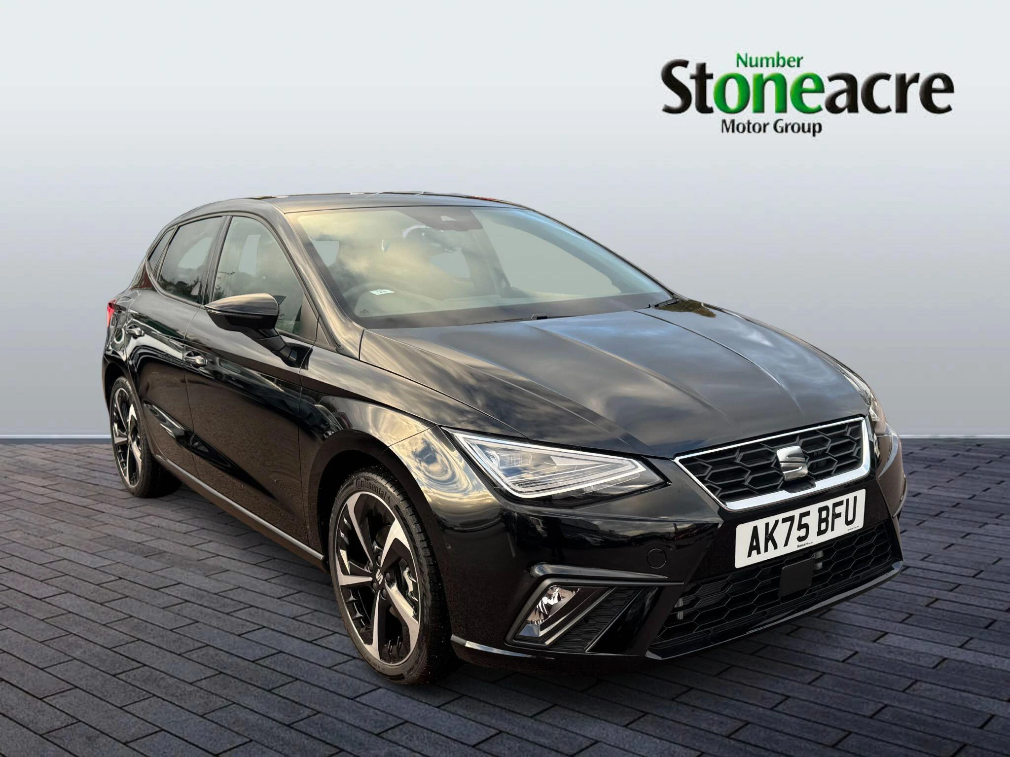 SEAT Ibiza 1.0 TSI FR Sport DSG Euro 6 (s/s) 5dr AK75BFU Image 1