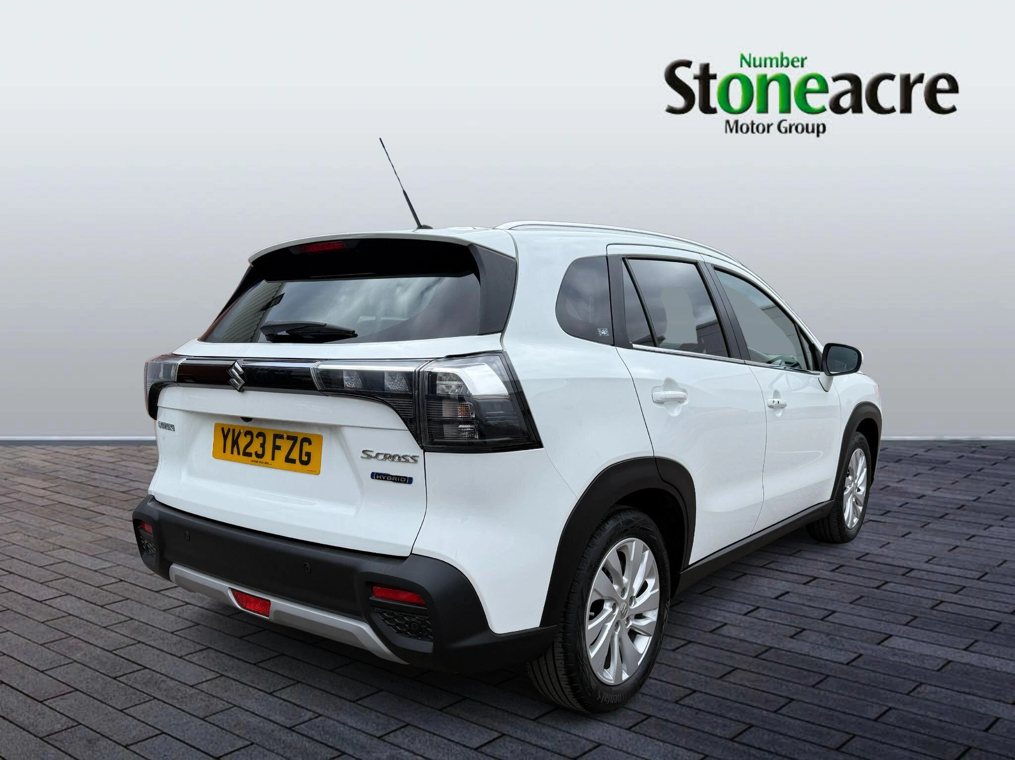 Suzuki S-Cross Hybrid 1.5 Motion AGS Euro 6 (s/s) 5dr YK23FZG Image 3