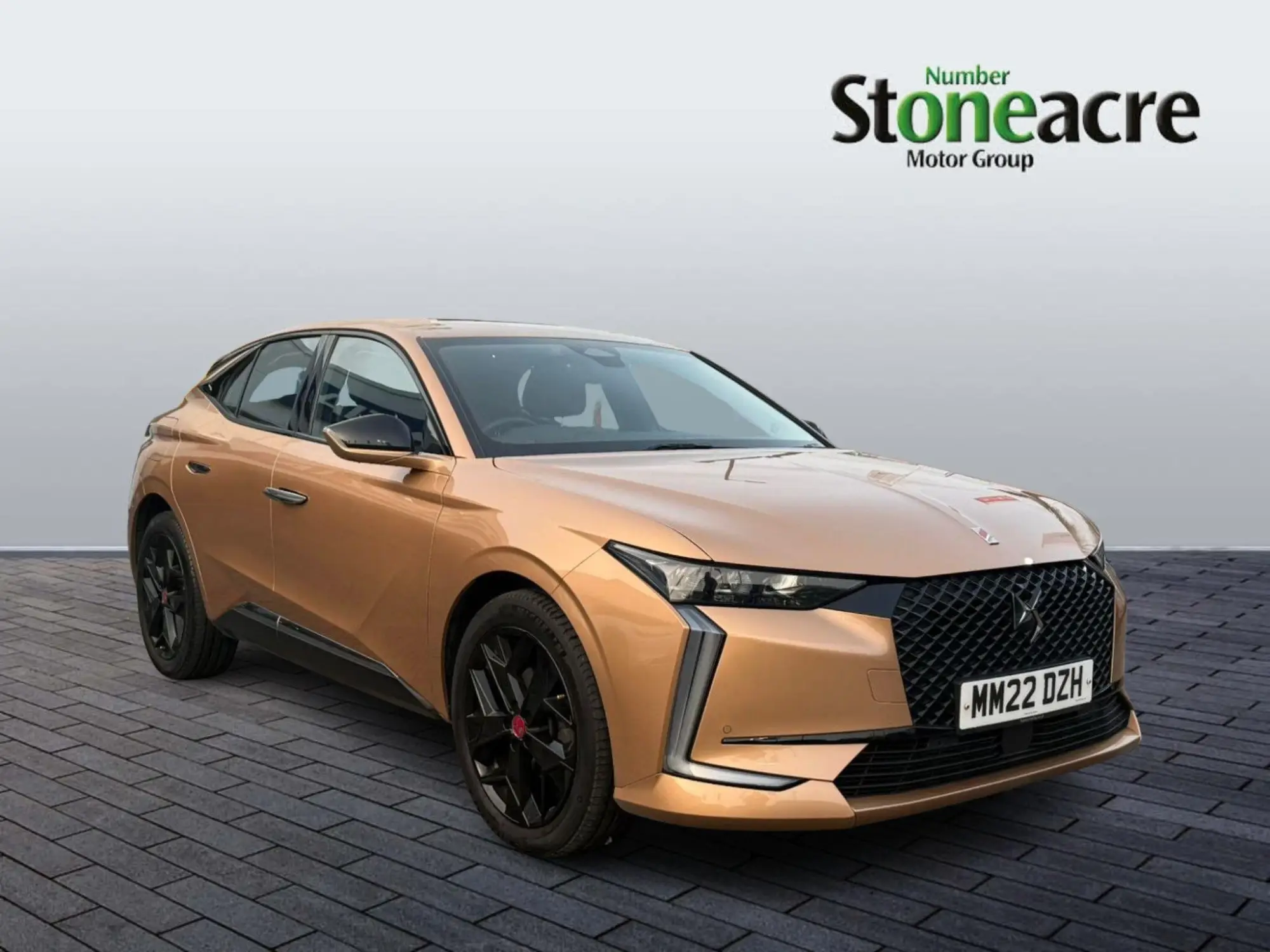 DS AUTOMOBILES DS 4 Image 1