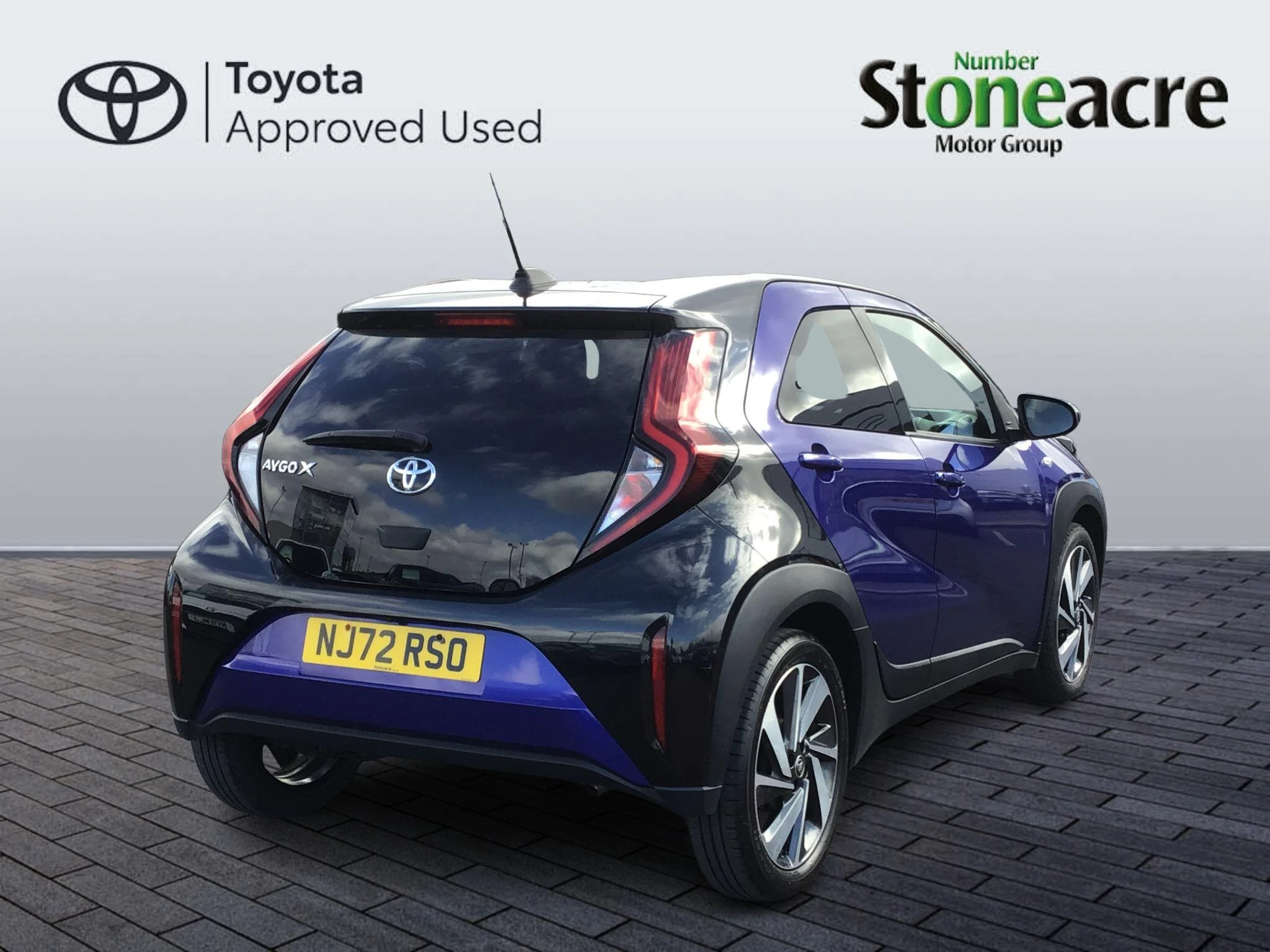 Toyota Aygo X 1.0 VVT-i Edge 5dr NJ72RSO Image 2