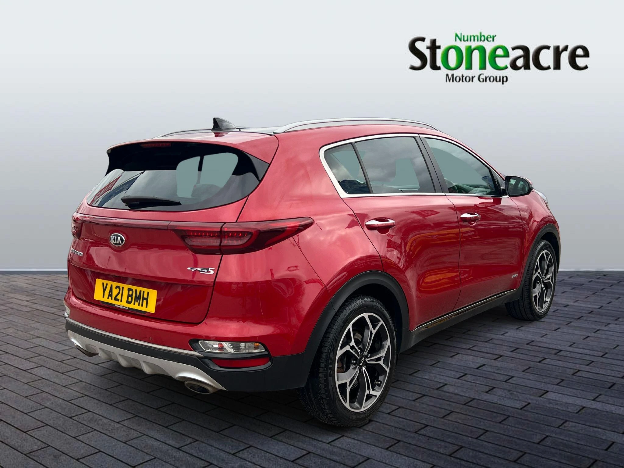 Kia Sportage 1.6 T-GDi GT-Line S DCT AWD Euro 6 (s/s) 5dr YA21BMH Image 3