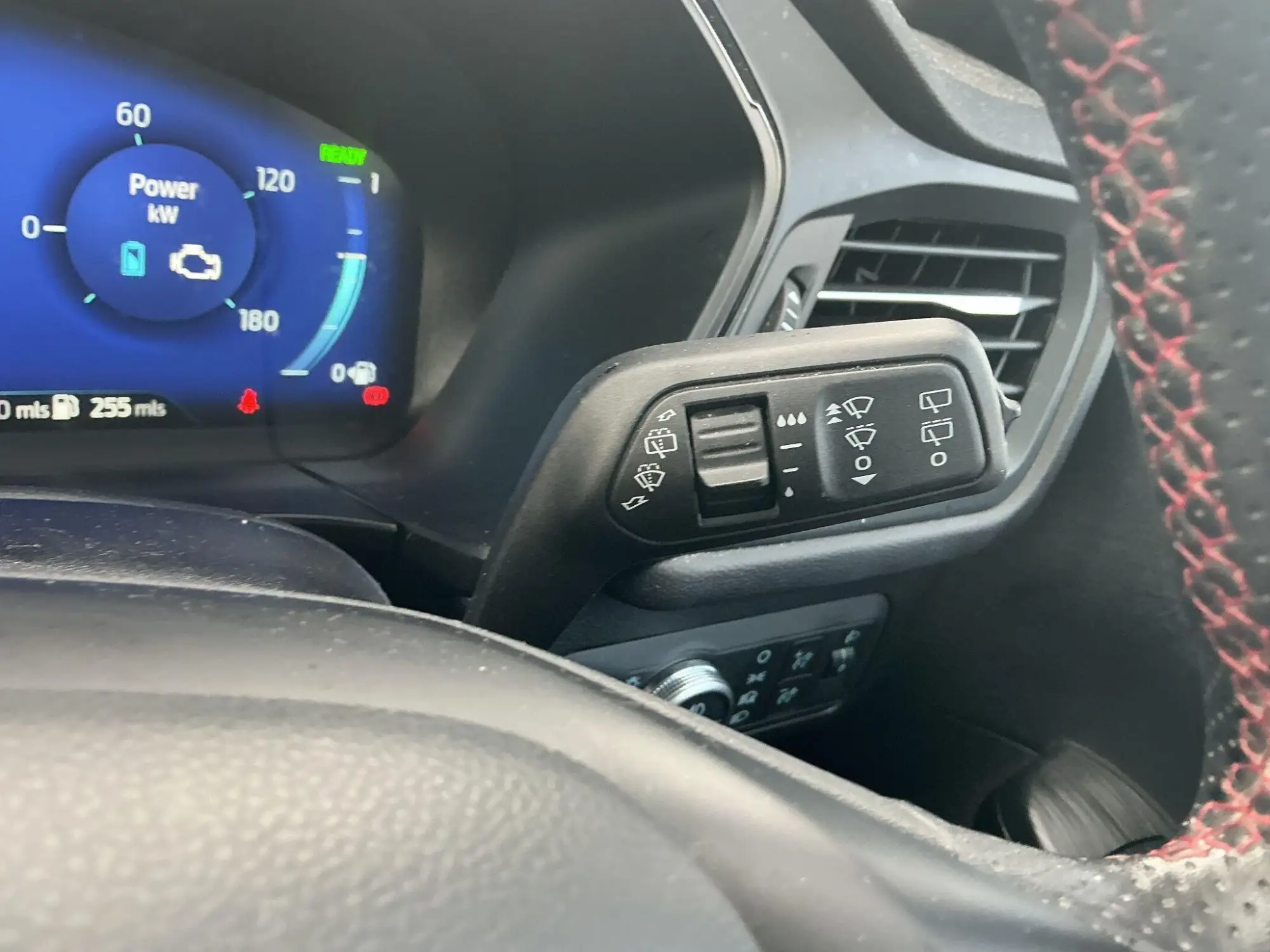 Ford Kuga Plug-In Hybrid Image 22 Ford Kuga Plug-In Hybrid Image 22