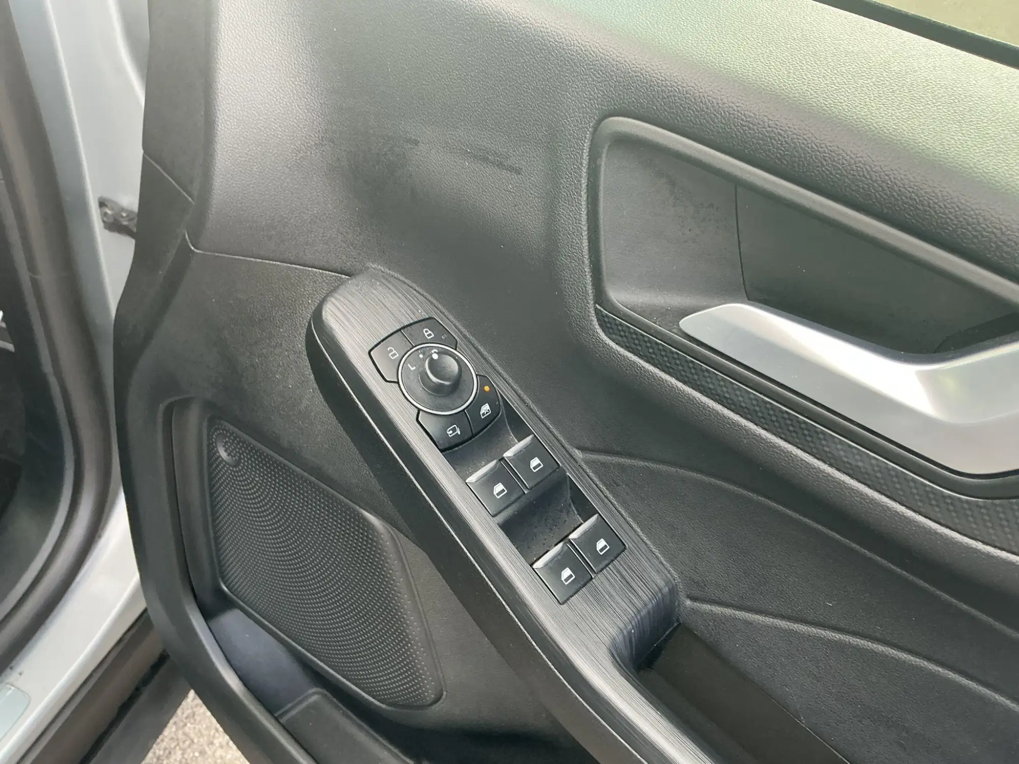 Ford Kuga Plug-In Hybrid Image 16 Ford Kuga Plug-In Hybrid Image 16