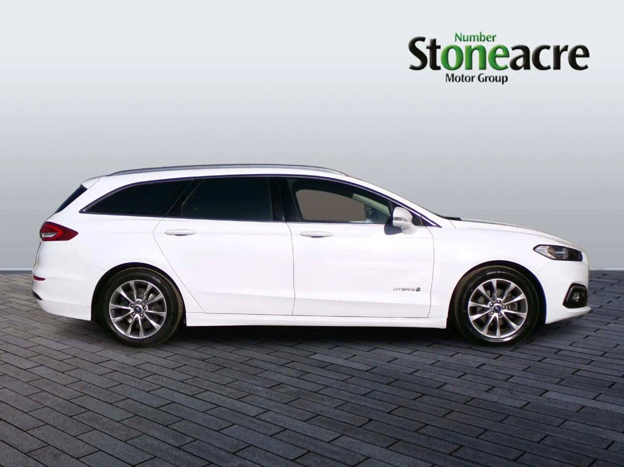 Ford Mondeo 2.0 TiVCT Titanium Edition CVT Euro 6 (s/s) 5dr (17 inch Alloys) DP69MKV Image 2