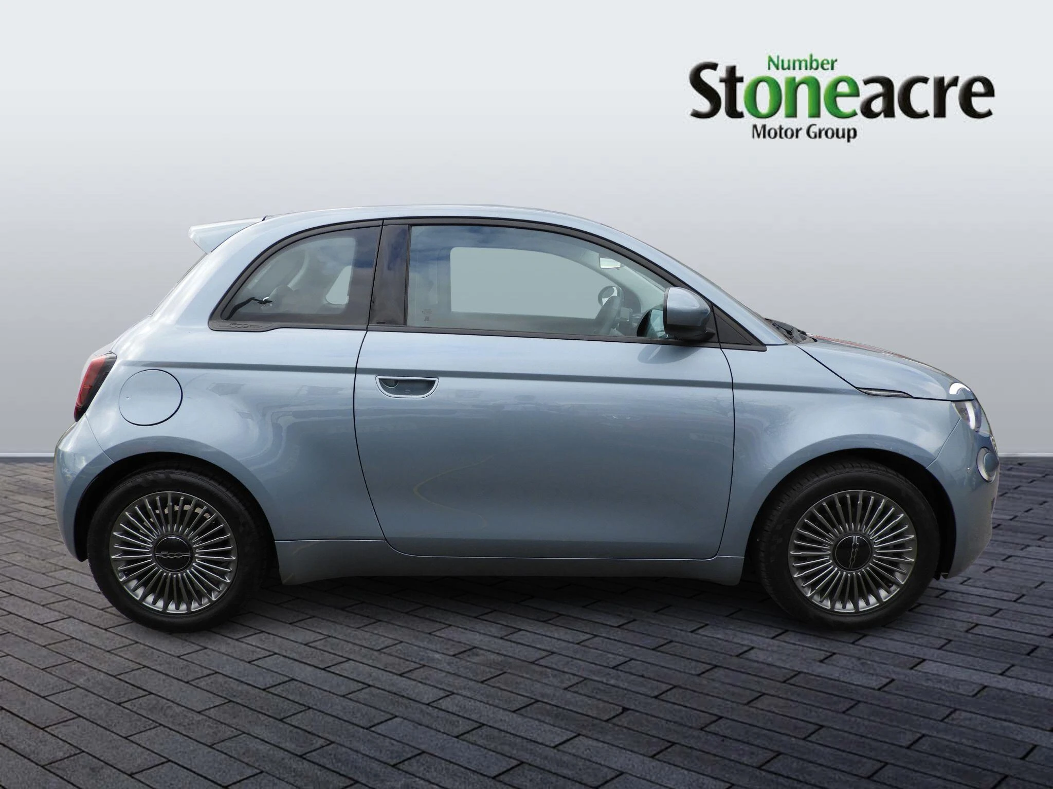 Fiat 500e 87kW Icon 42kWh 3dr Auto GD71DYM Image 2