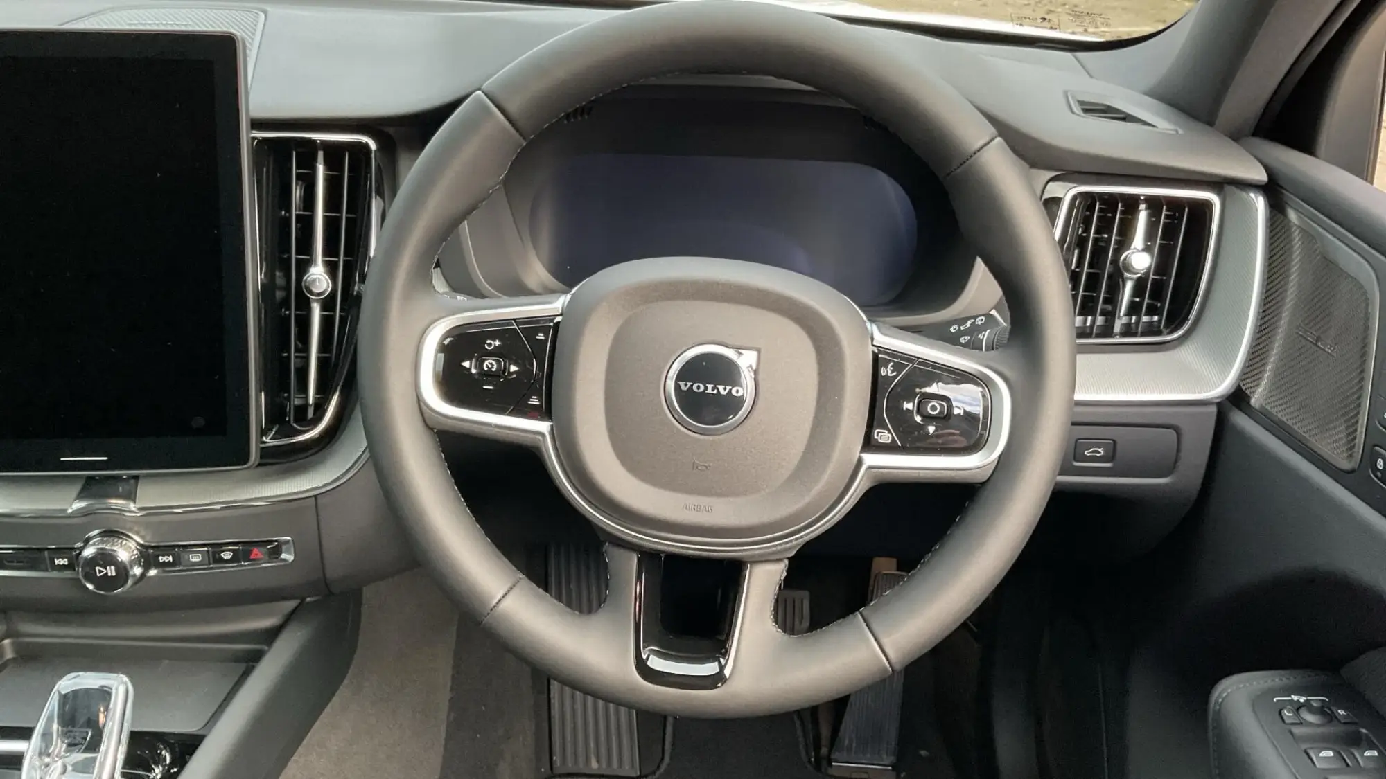 Volvo XC60 Image 10