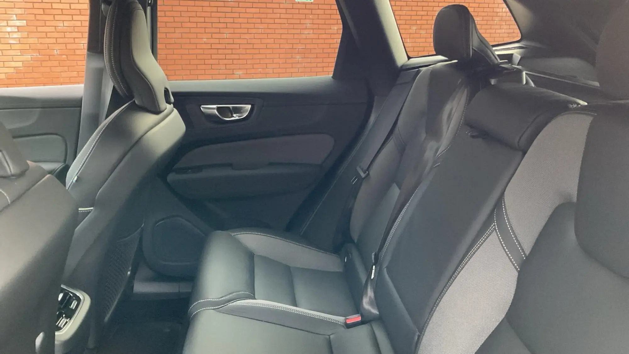 Volvo XC60 Image 33