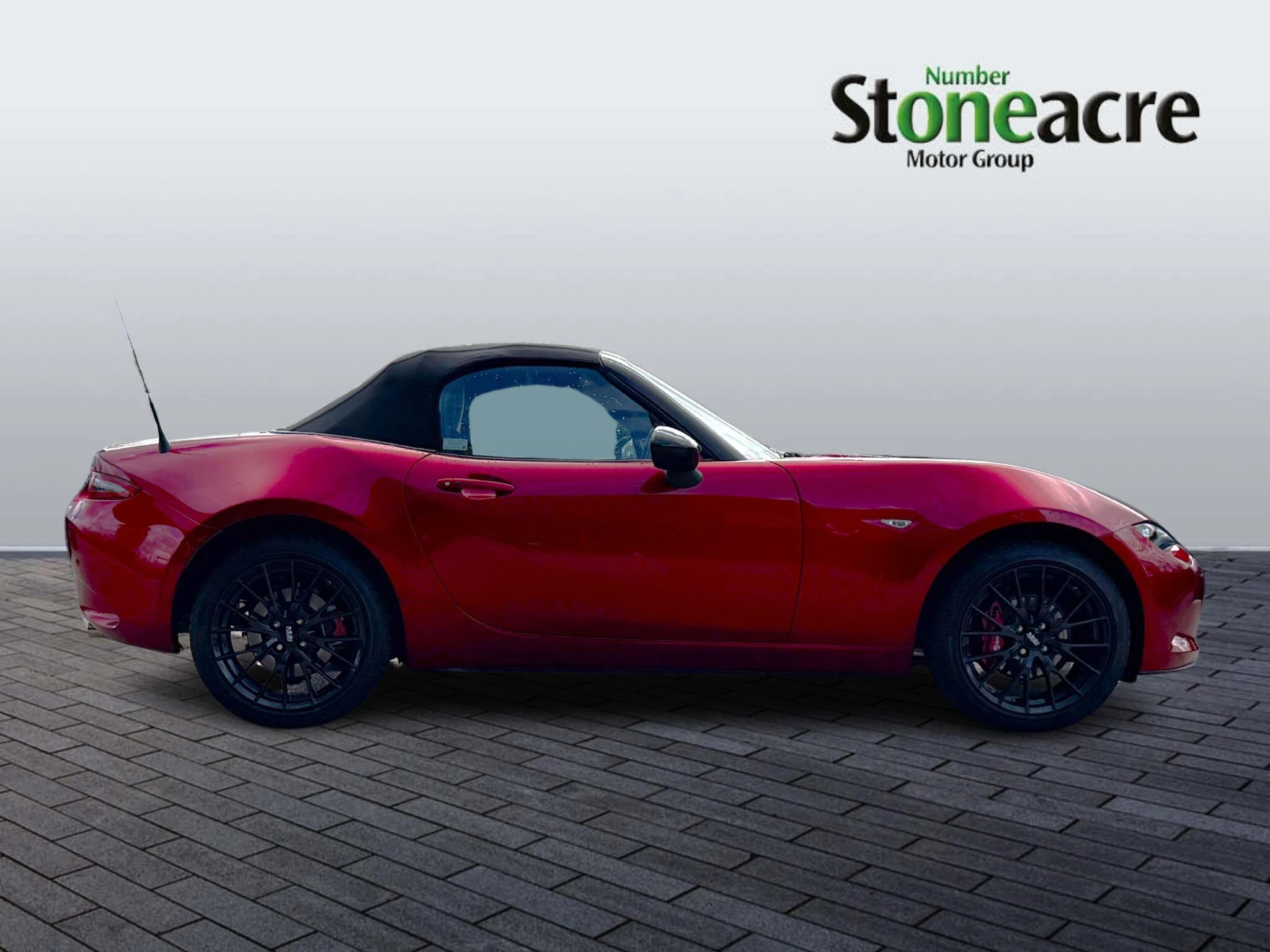 Mazda MX-5 Image 2