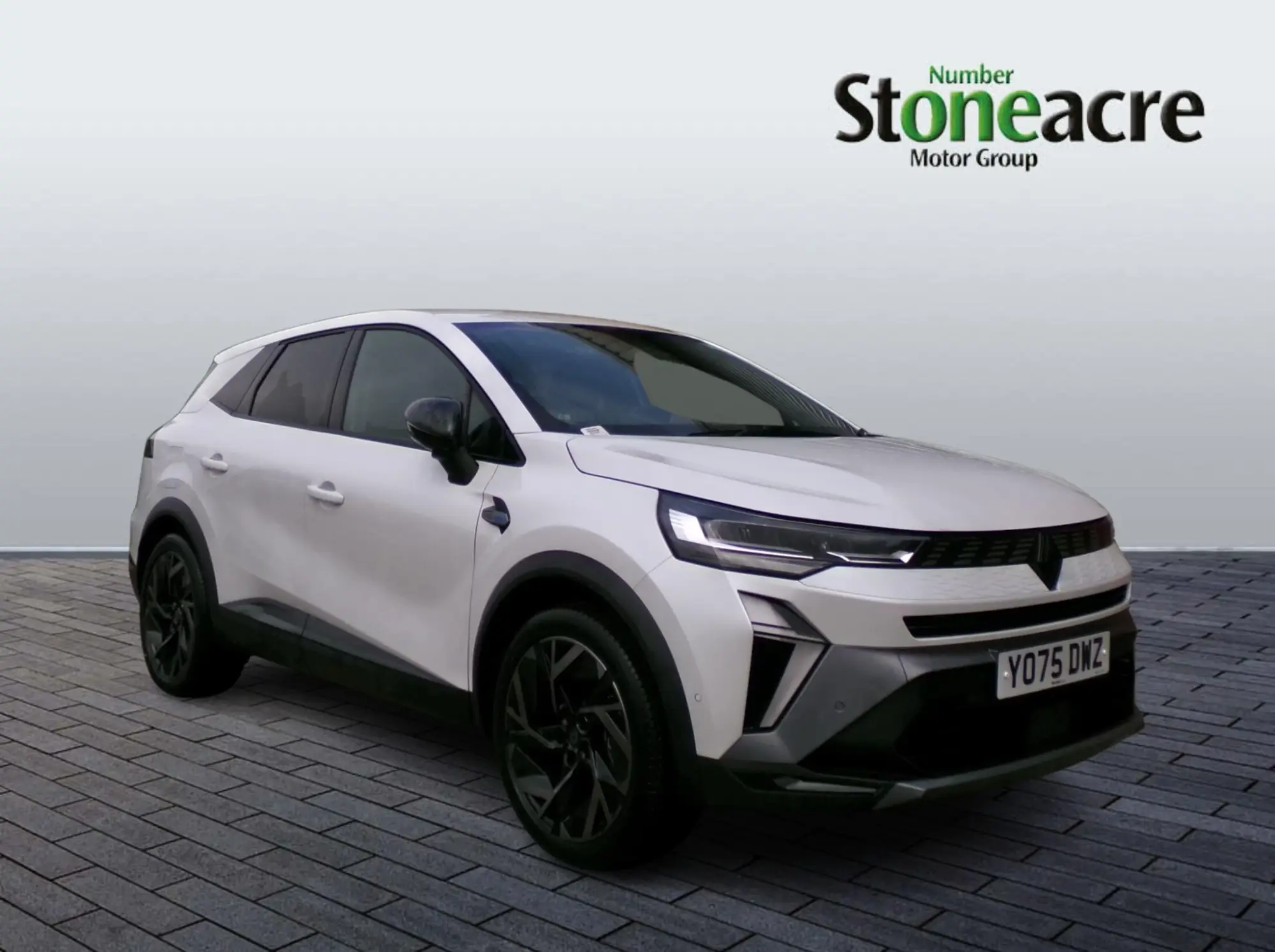 Renault Symbioz 1.8 E-TECH techno esprit Alpine Auto Euro 6 (s/s) 5dr YO75DWZ Image 1