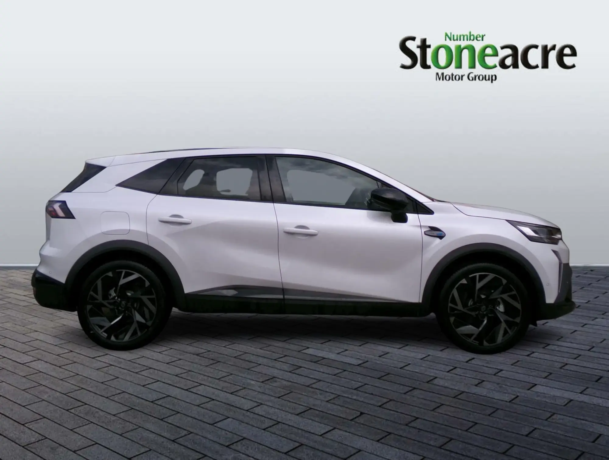 Renault Symbioz 1.8 E-TECH techno esprit Alpine Auto Euro 6 (s/s) 5dr YO75DWZ Image 2