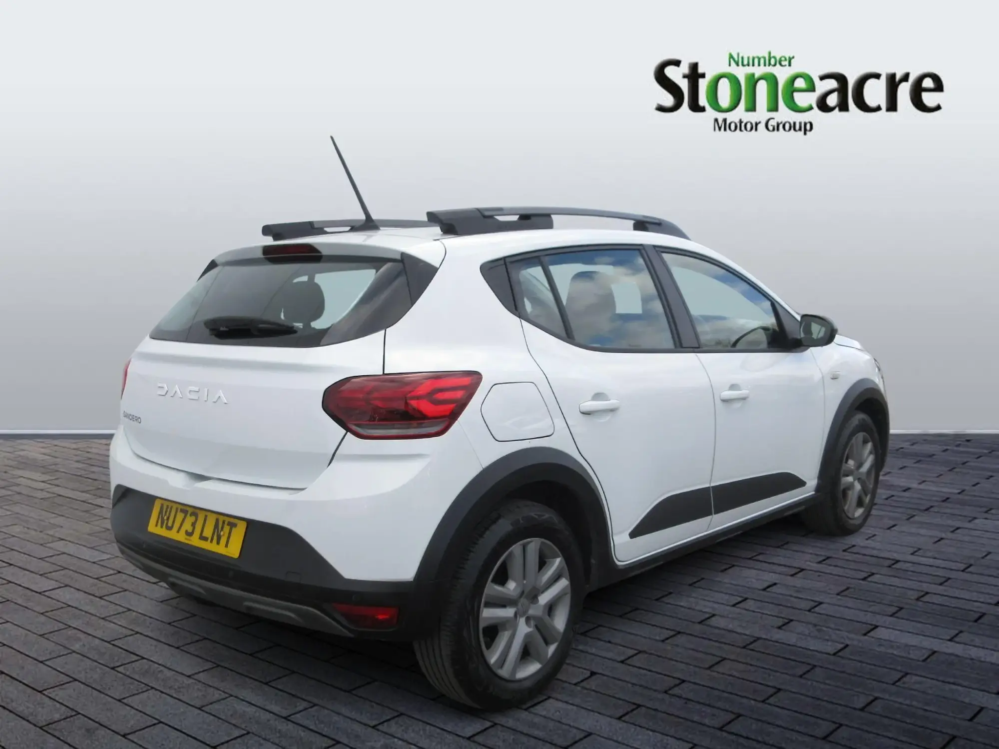 Dacia Sandero Stepway Stepway Expression TCe 100 Bi-Fuel MY23 NU73LNT Image 3