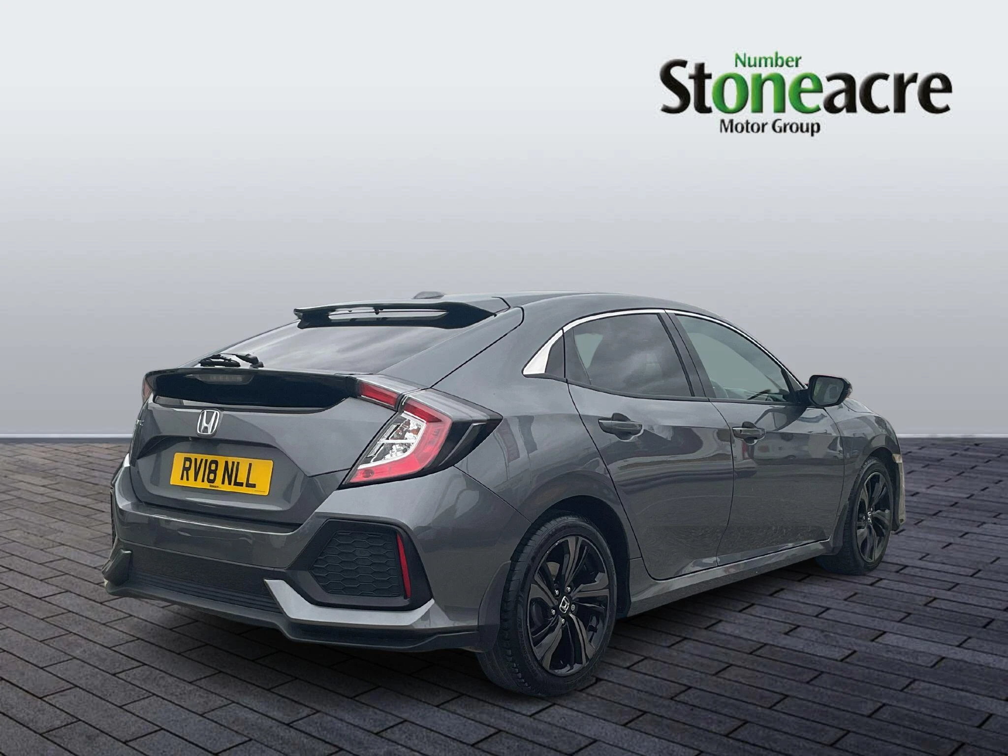 Honda Civic 1.6 i-DTEC SR Auto Euro 6 (s/s) 5dr RV18NLL Image 3