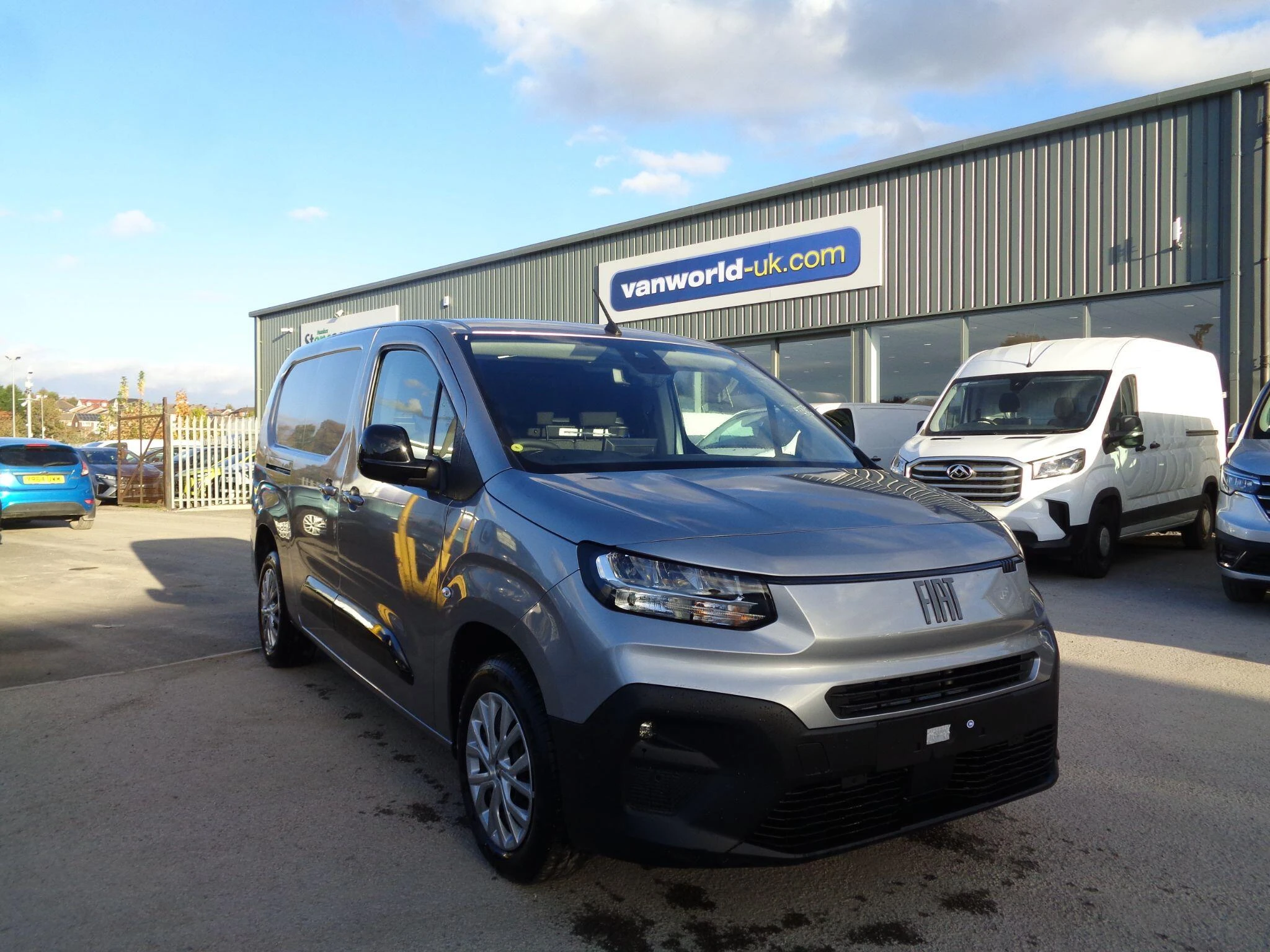 Fiat Doblo 1.5 Multijet3 1000Kg Manual Maxi LWB Euro 6 (s/s) 6dr YO75GKZ Image 1