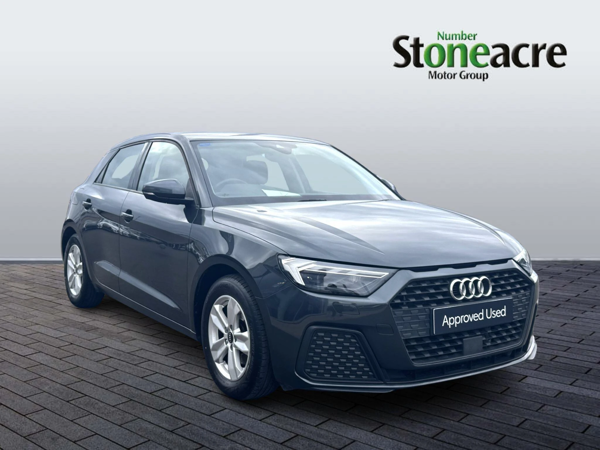 Audi A1 1.0 TFSI 30 Technik Sportback Euro 6 (s/s) 5dr AJM3D Image 1