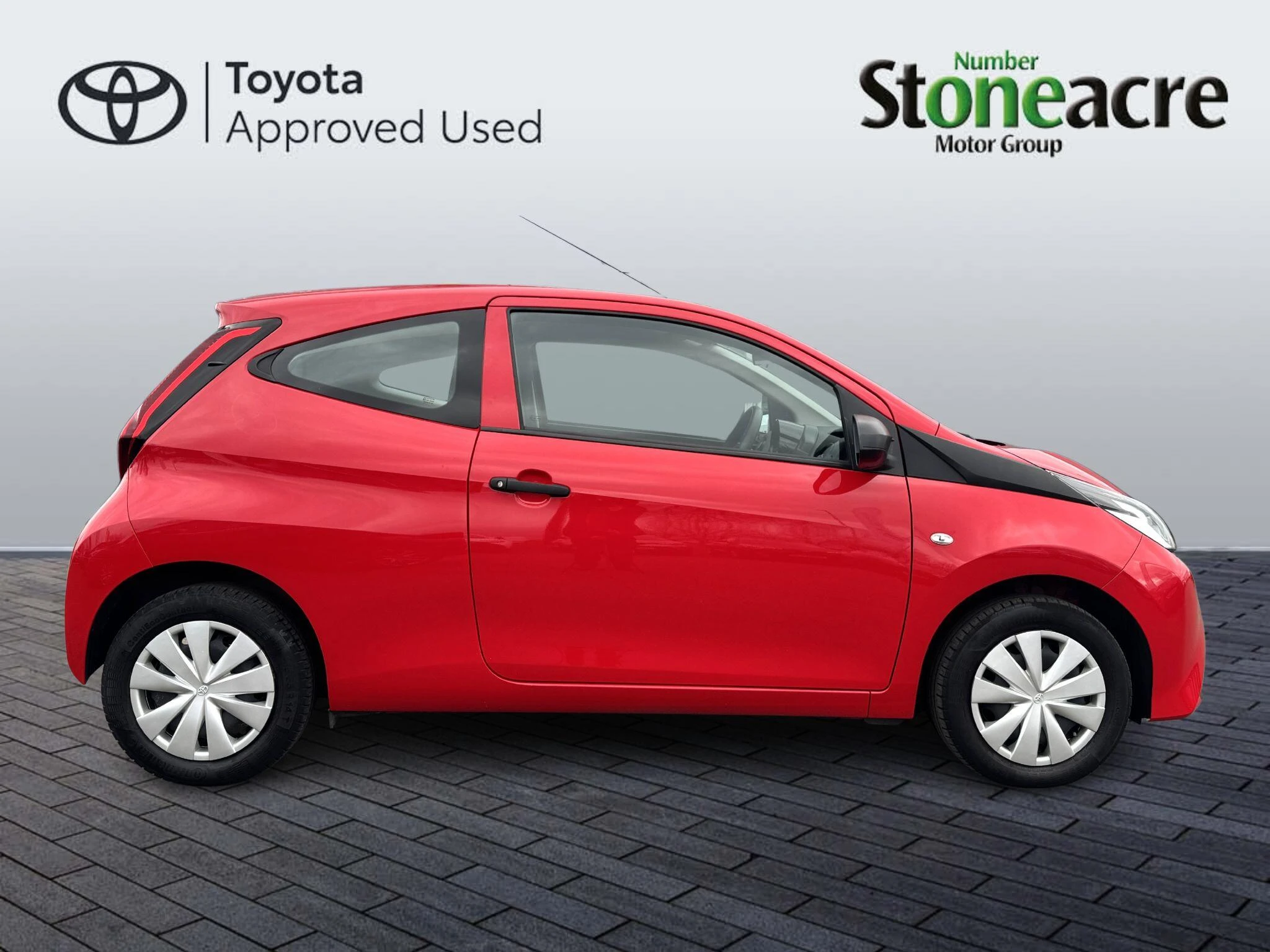 Toyota Aygo 1.0 VVT-i x Euro 6 3dr SB69APK Image 2