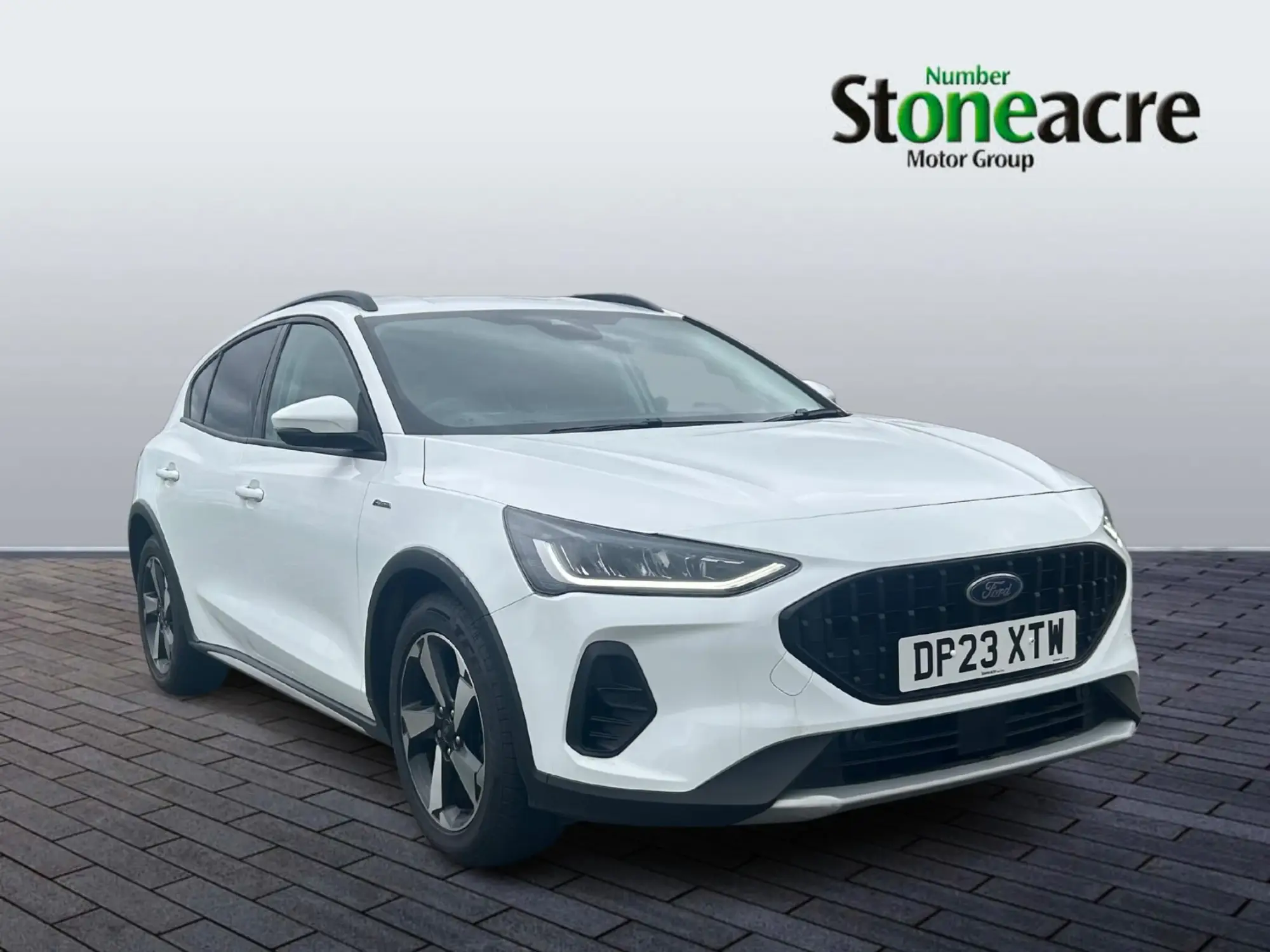 Ford Focus 1.0T EcoBoost Active Euro 6 (s/s) 5dr DP23XTW Image 1