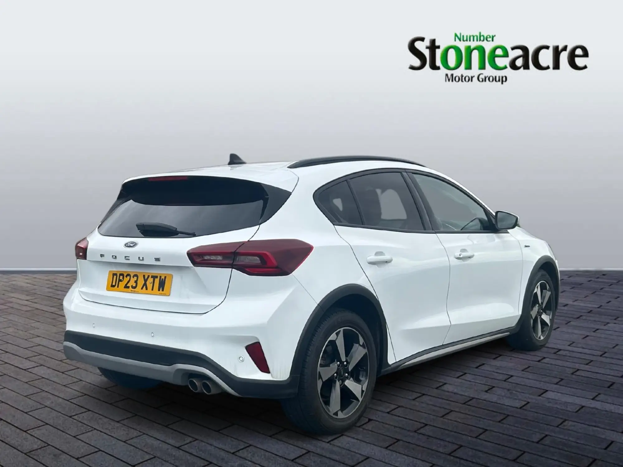 Ford Focus 1.0T EcoBoost Active Euro 6 (s/s) 5dr DP23XTW Image 3