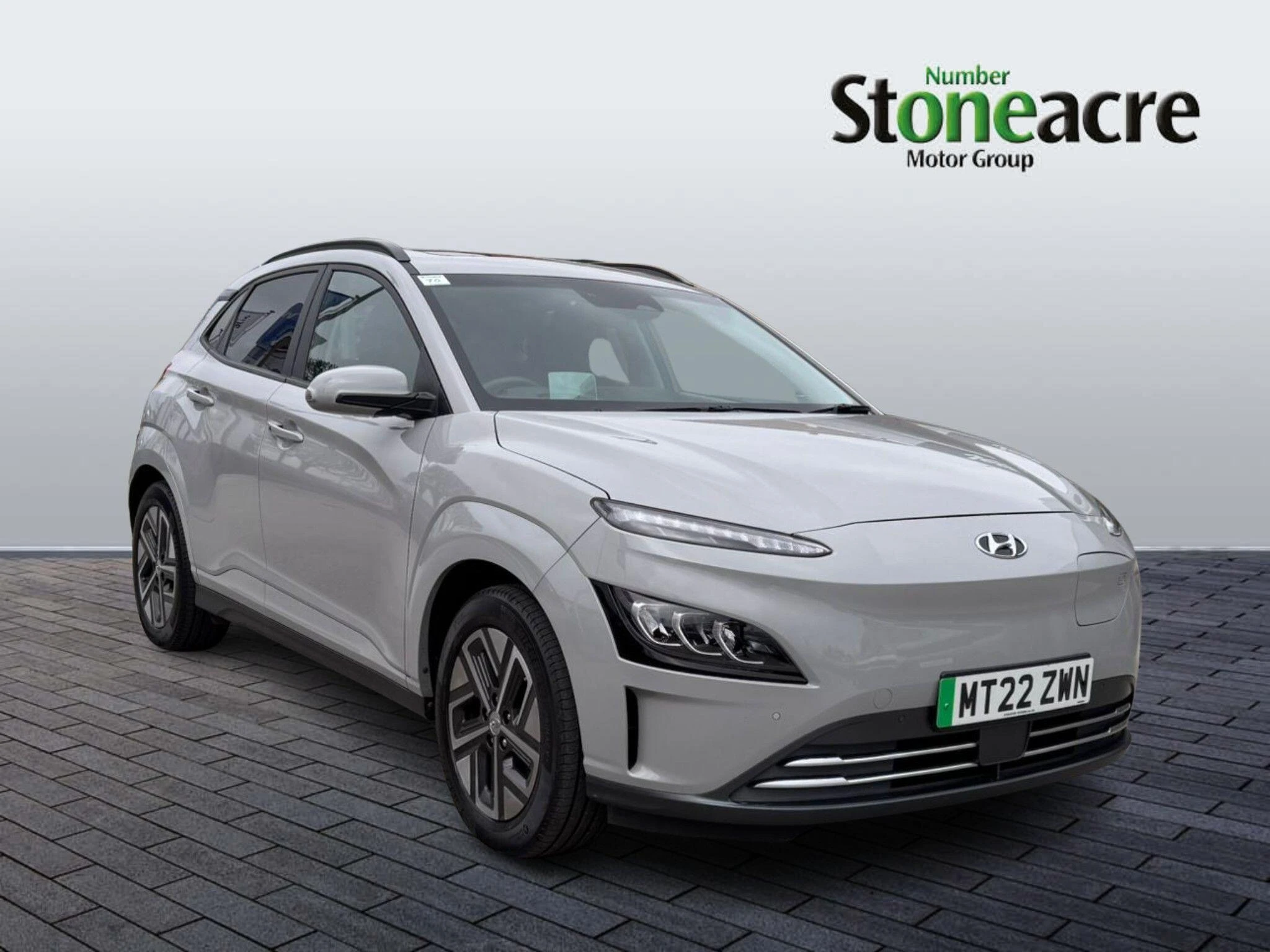 Hyundai KONA Electric 64kWh Ultimate Auto 5dr (10.5kW Charger) MT22ZWN Image 1