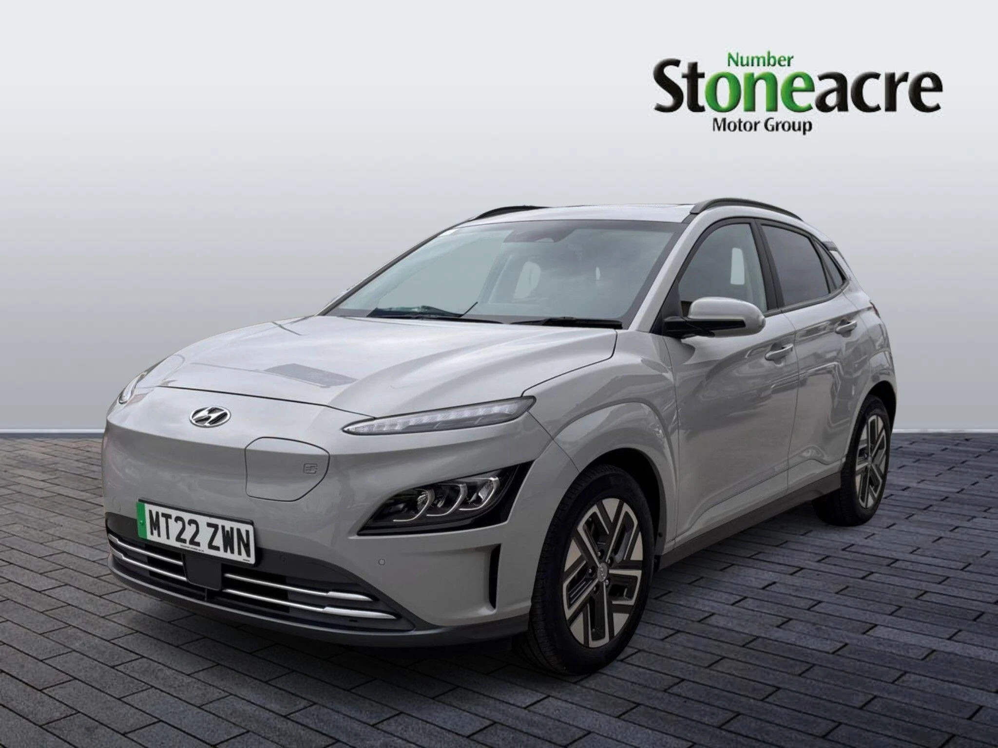 Hyundai KONA Electric 64kWh Ultimate Auto 5dr (10.5kW Charger) MT22ZWN Image 3