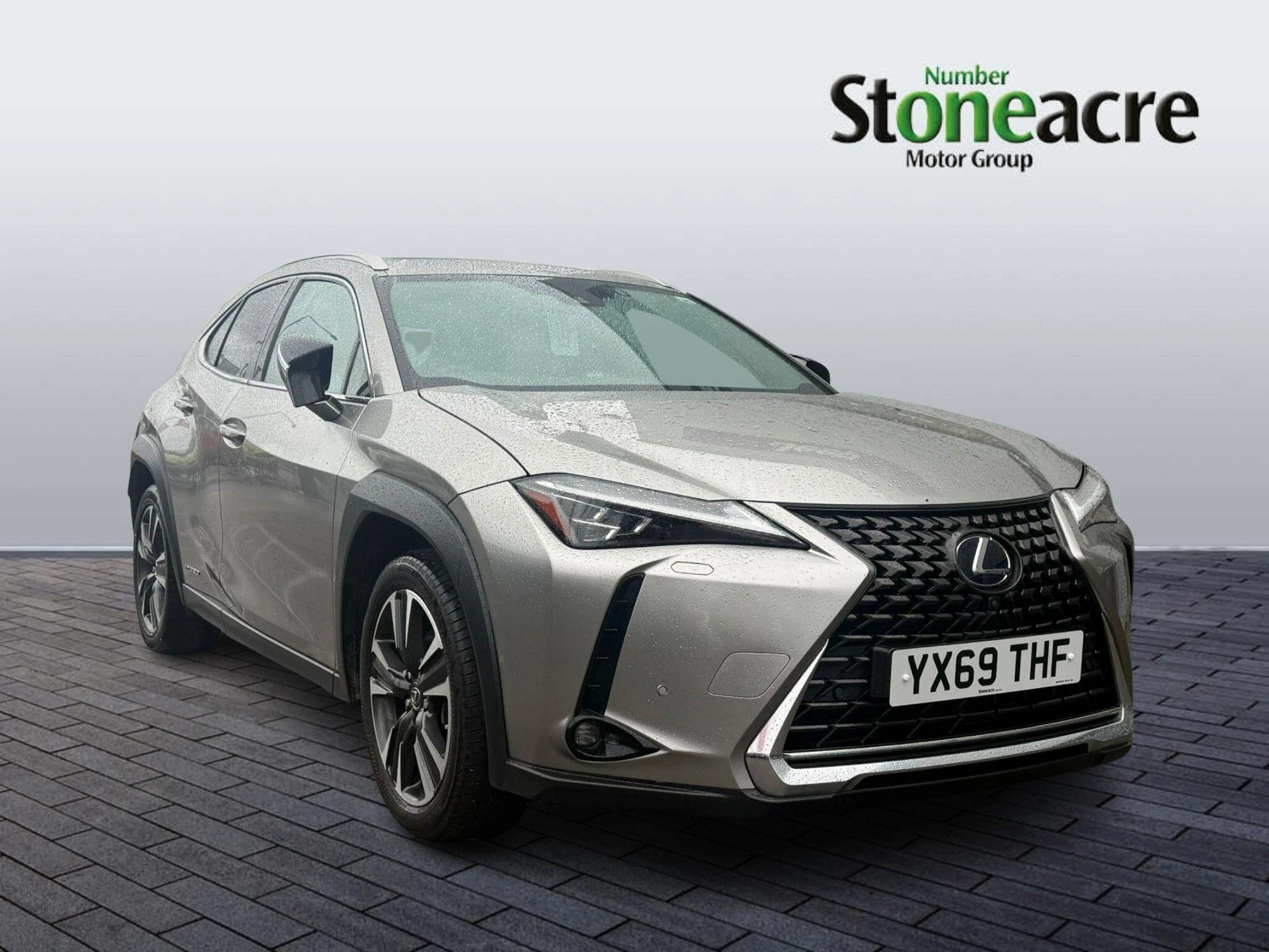 Lexus UX Self-Charging Hybrid 250h 2.0 Takumi 5dr CVT YX69THF Image 1