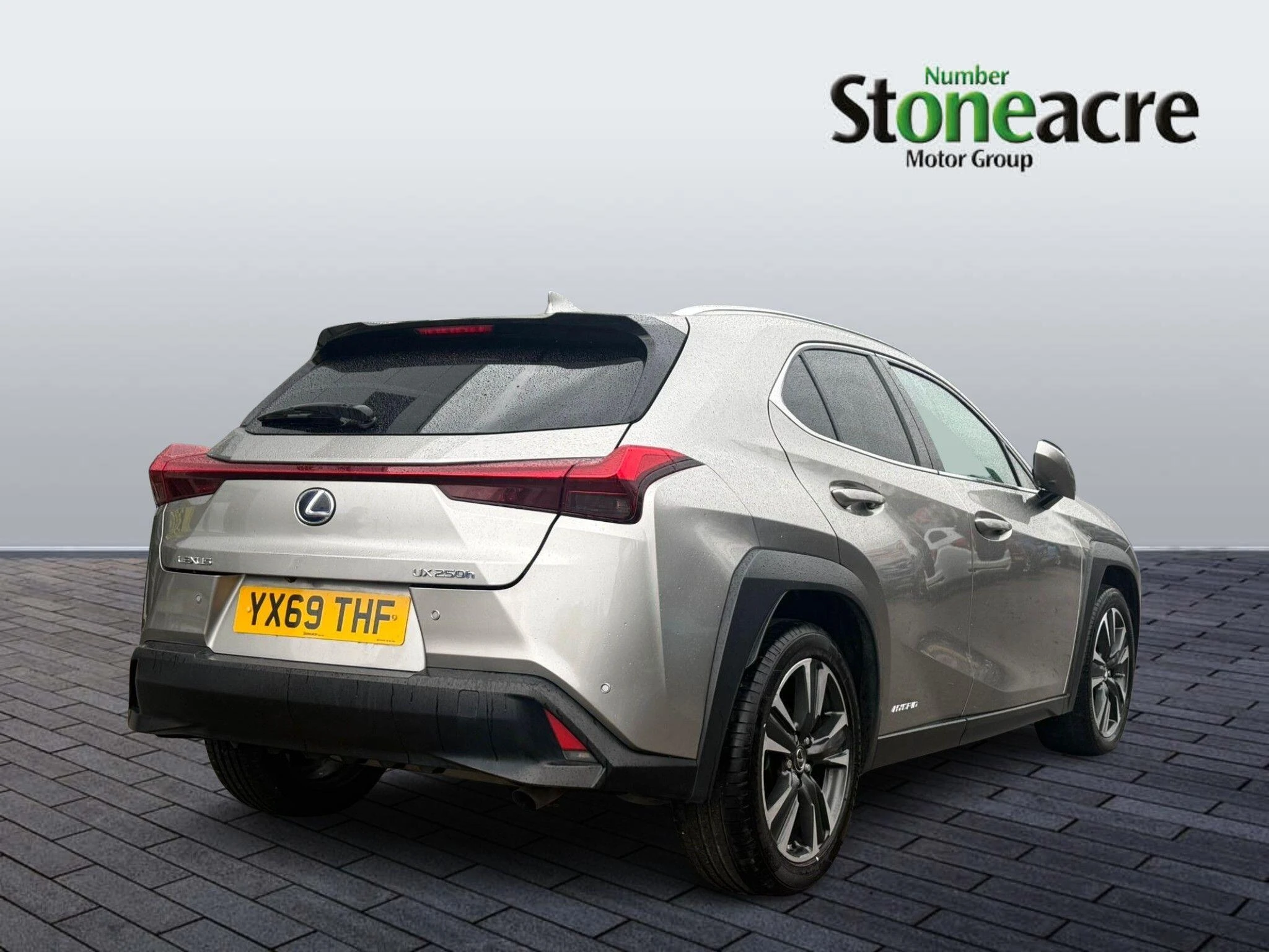 Lexus UX Self-Charging Hybrid 250h 2.0 Takumi 5dr CVT YX69THF Image 3