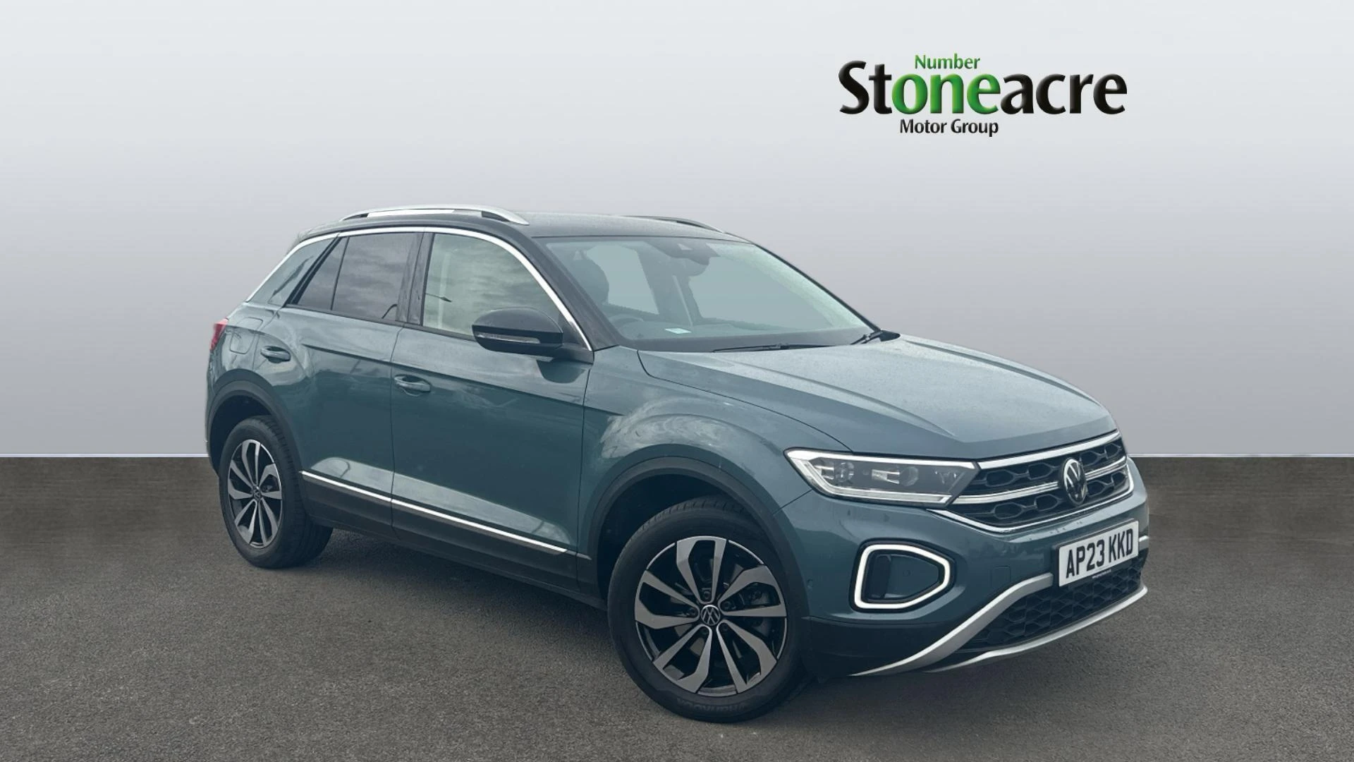 Volkswagen T-Roc 2.0 TSI Style DSG 4Motion Euro 6 (s/s) 5dr AP23KKD Image 2