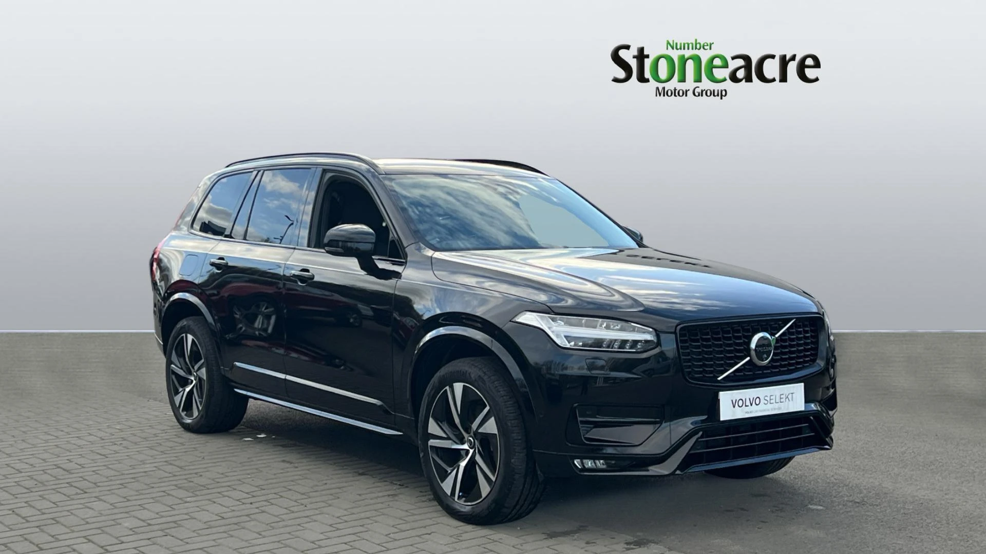 Volvo XC90 Plus (Dark) B5 AWD mild hybrid NU24KHT Image 1