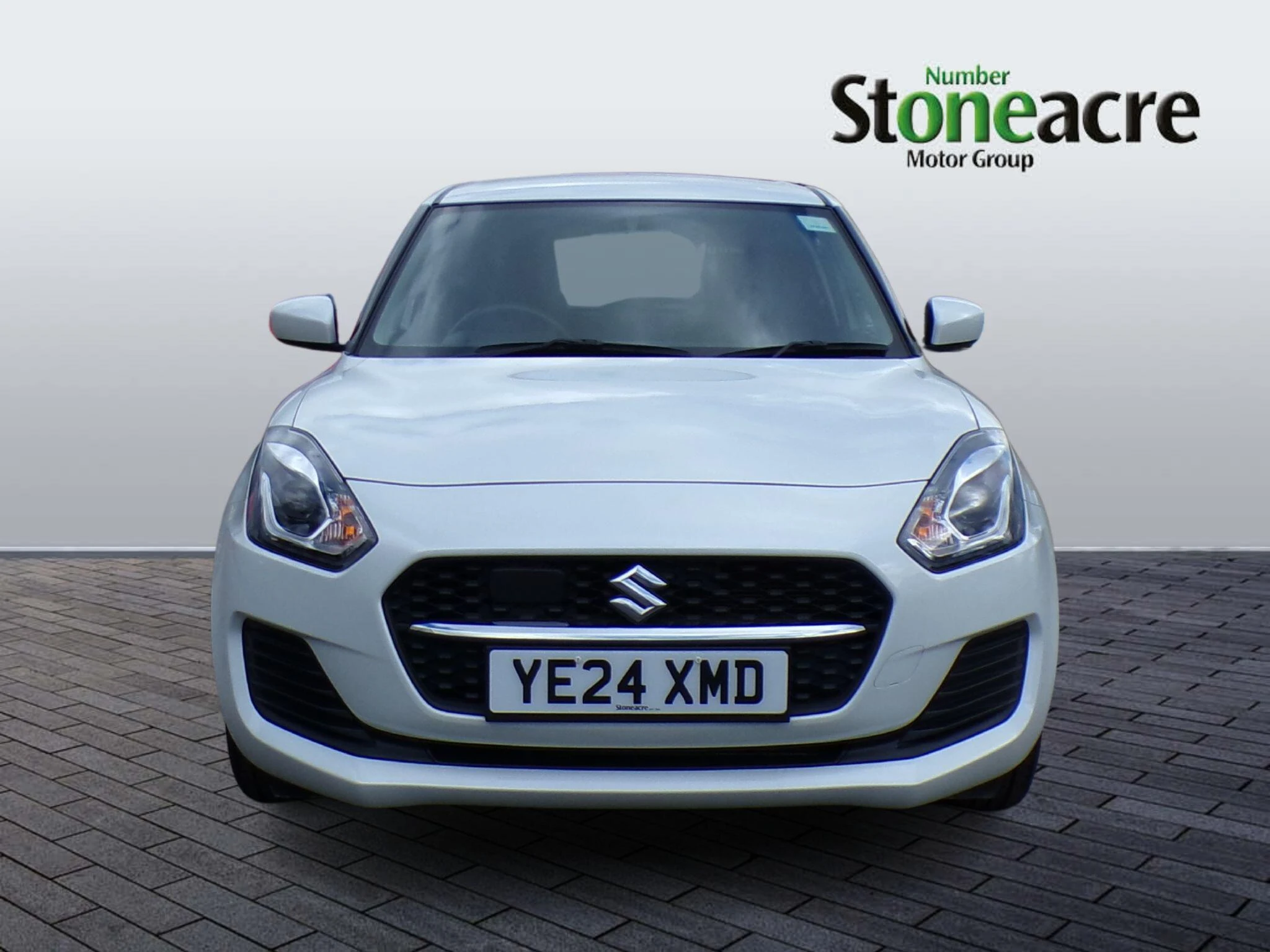 Suzuki Swift 1.2 Dualjet 83 12V Hybrid SZ-L 5dr YE24XMD Image 2