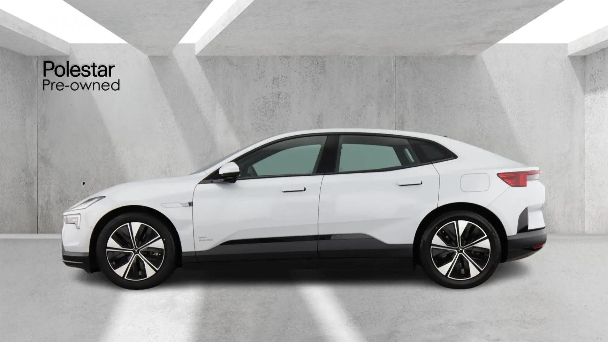 Polestar 4 Single Motor 100kWh Long Range Auto RWD 5dr OW74LVN Image 2