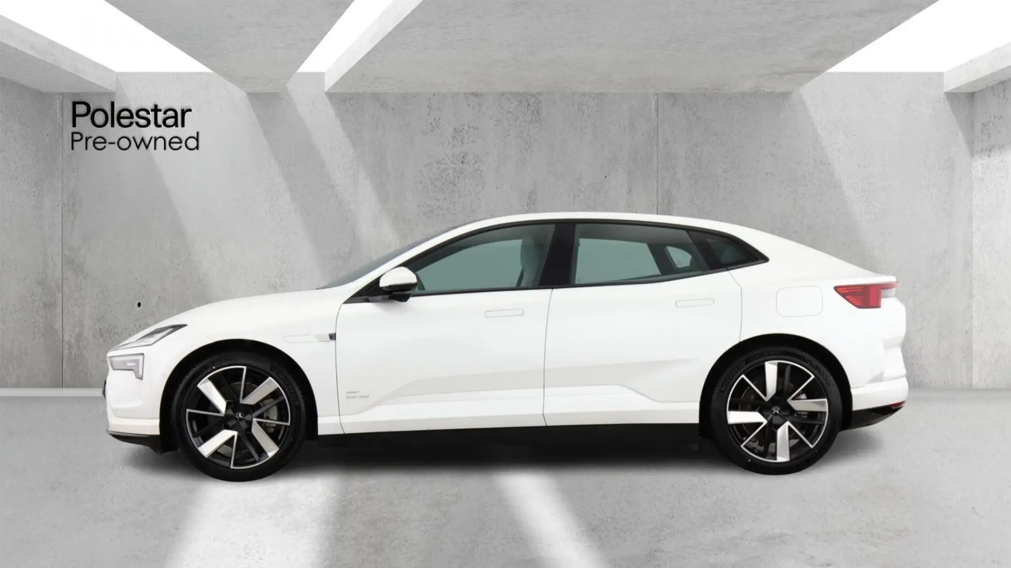 Polestar 4 Single Motor 100kWh Long Range Auto RWD 5dr OV25BJJ Image 2