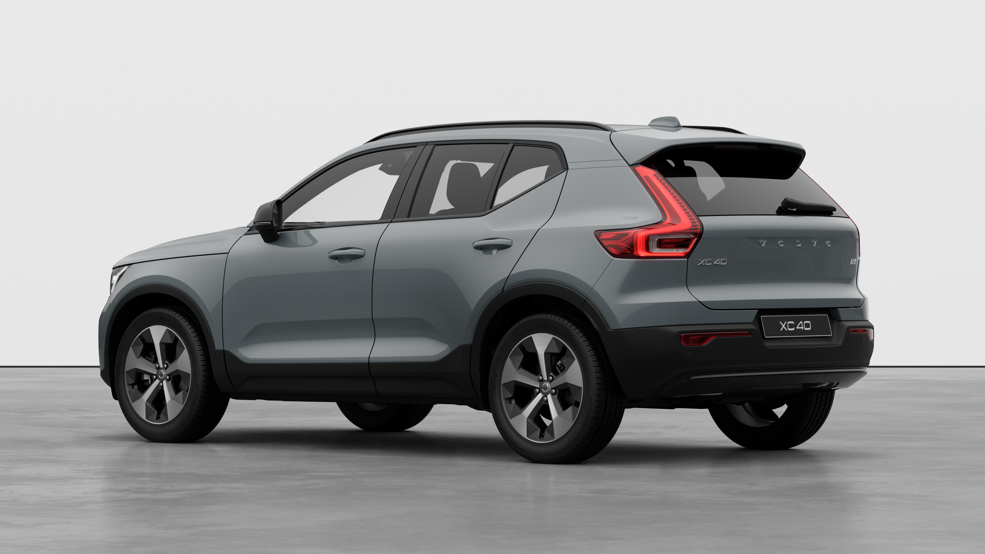 Volvo XC40 2.0 B3P Plus 5dr Auto Image 3