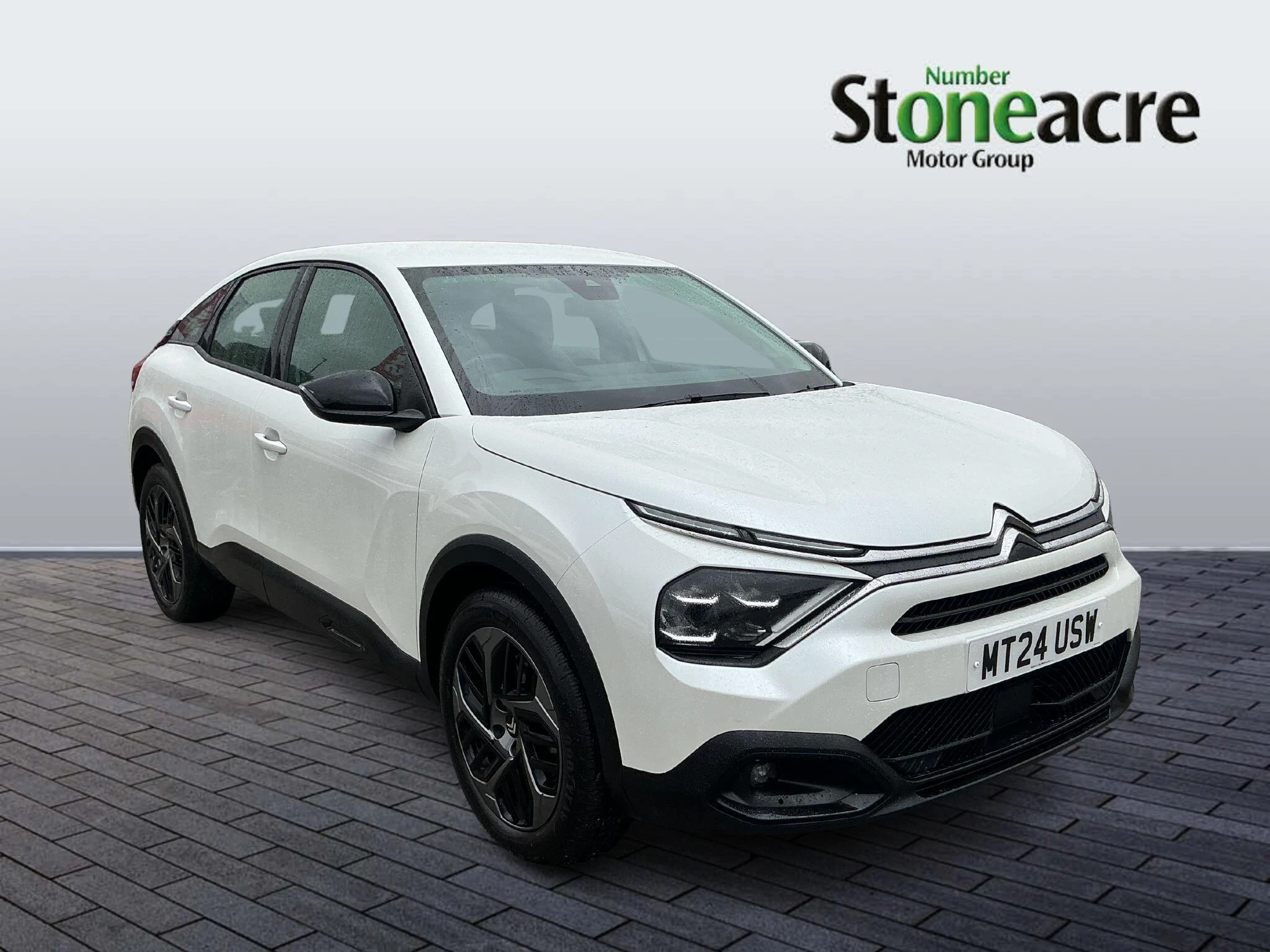 Citroen C4 1.2 PureTech PLUS Euro 6 (s/s) 5dr MT24USW Image 1