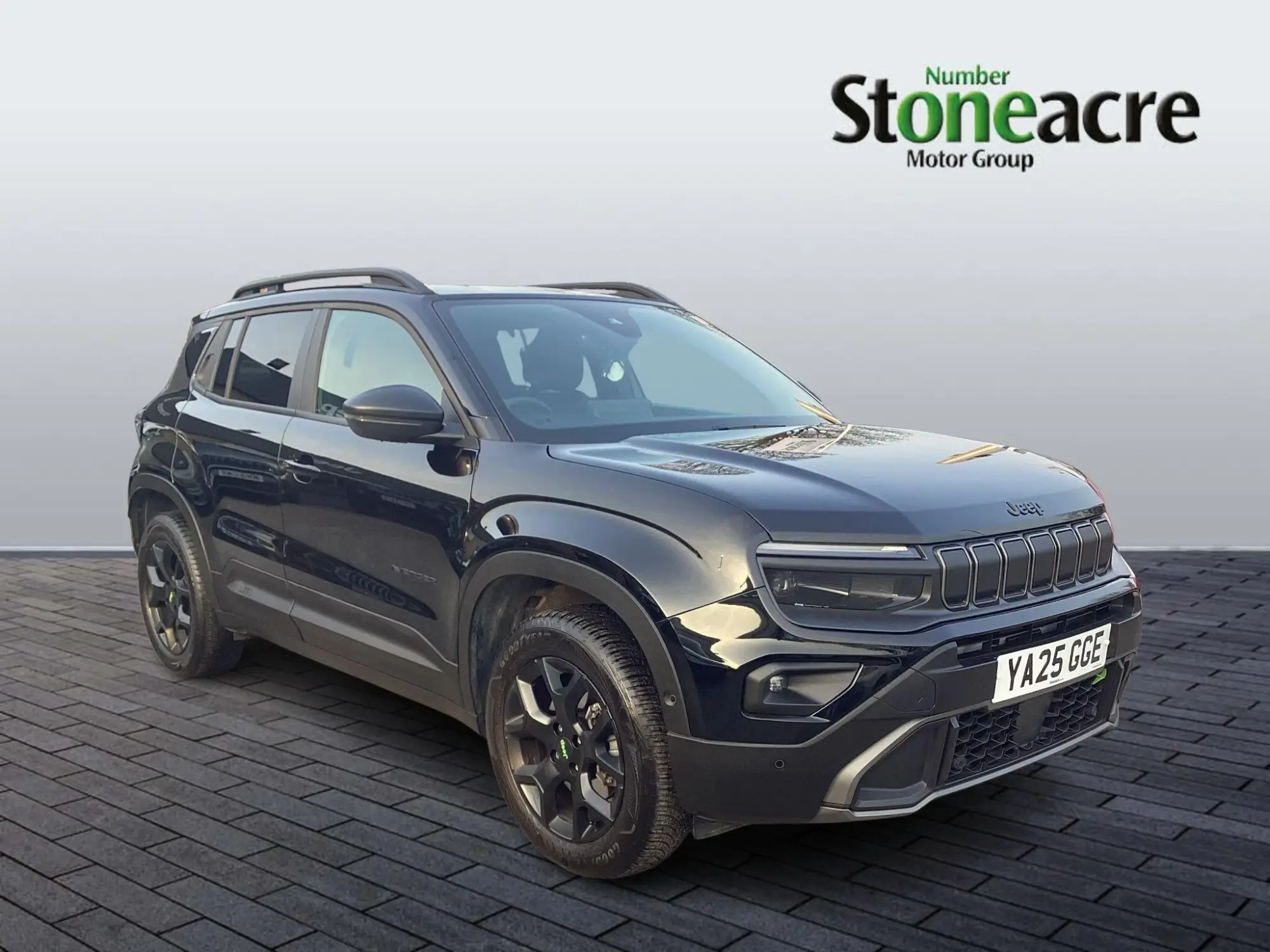 Jeep Avenger 1.2 e-Hybrid Overland DCT E-AWD Euro 6 (s/s) 5dr YA25GGE Image 1