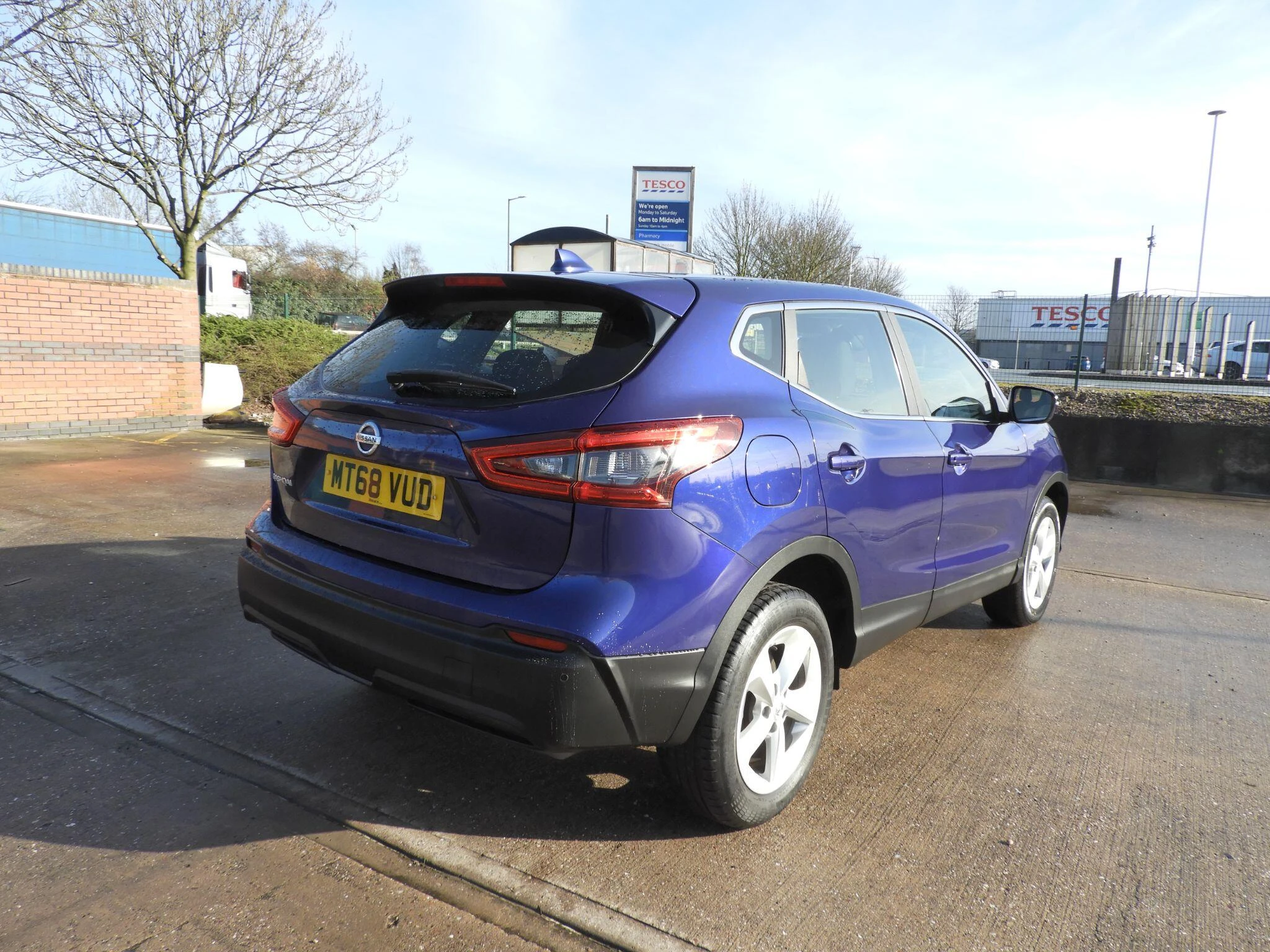 Nissan Qashqai 1.5 dCi Acenta Premium SUV 5dr Diesel Manual Euro 6 (s/s) (115 ps) MT68VUD Image 3