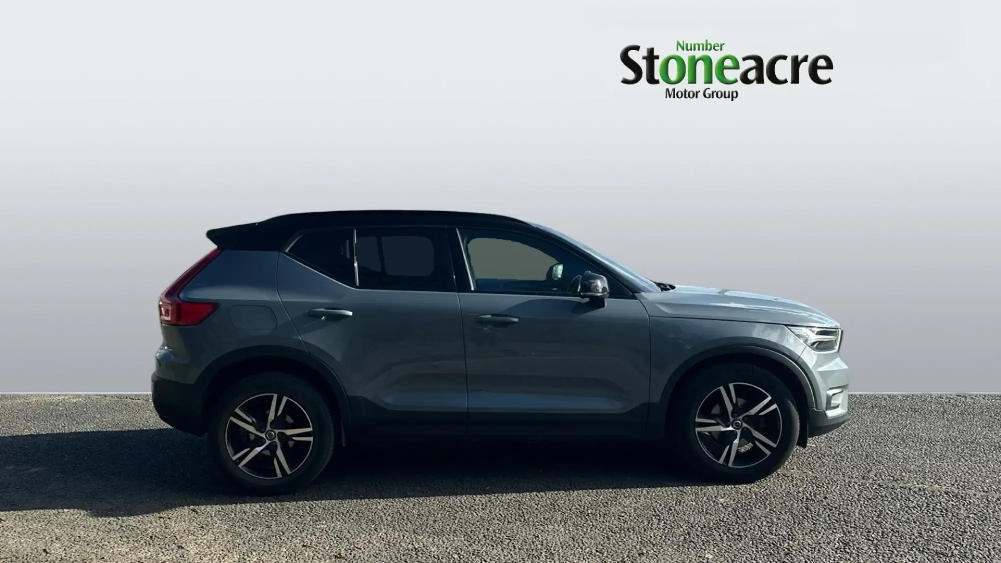 Volvo XC40 R-Design T3 (163 hp) Manual SM21WVP Image 3