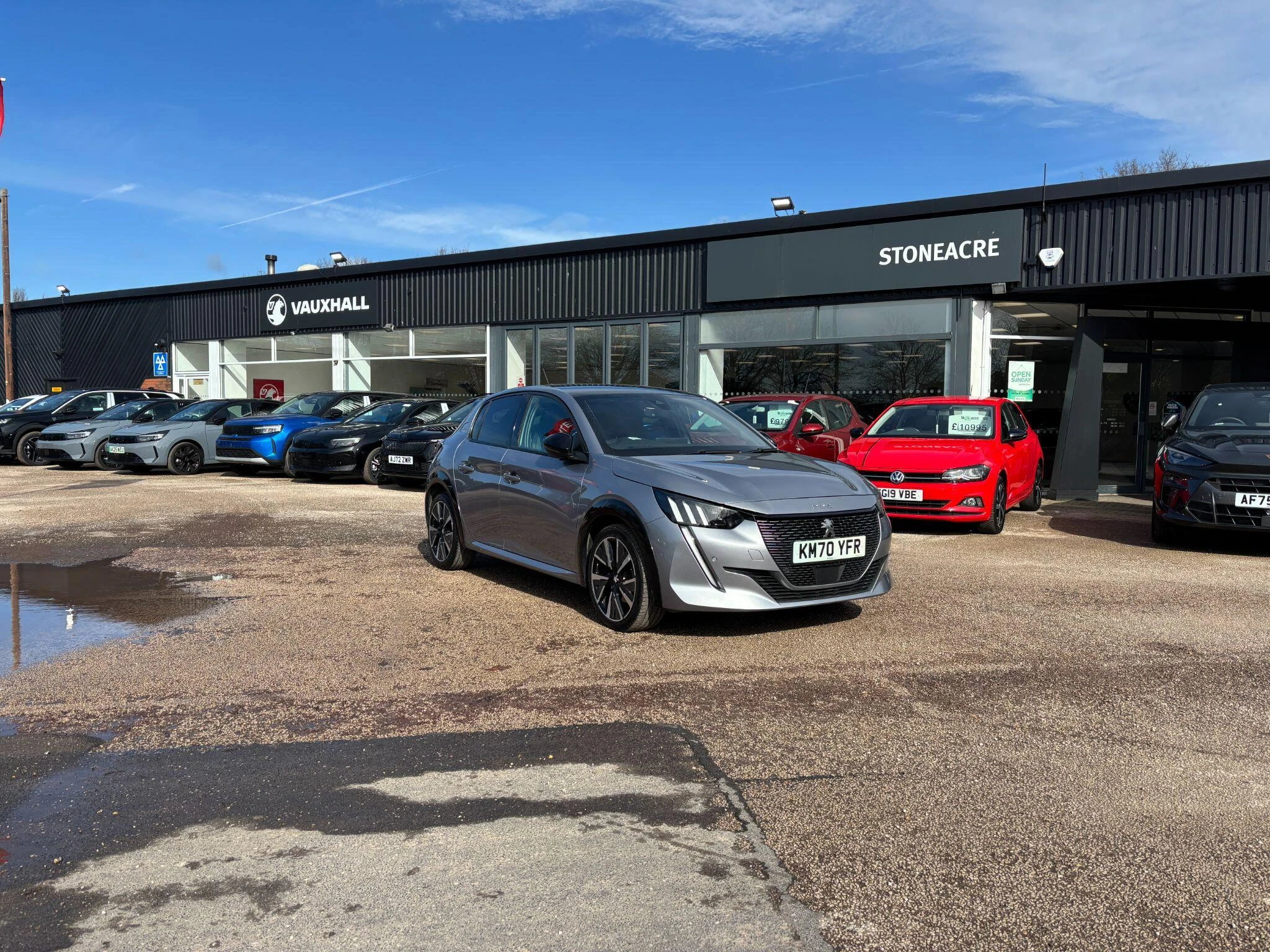 Peugeot 208 1.2 PureTech GT Line EAT Euro 6 (s/s) 5dr KM70YFR Image 1