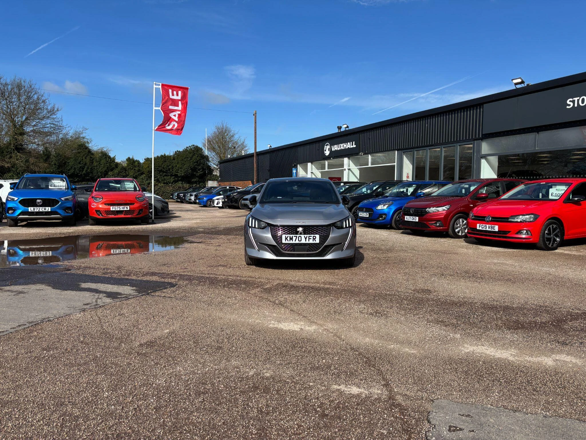 Peugeot 208 1.2 PureTech GT Line EAT Euro 6 (s/s) 5dr KM70YFR Image 2