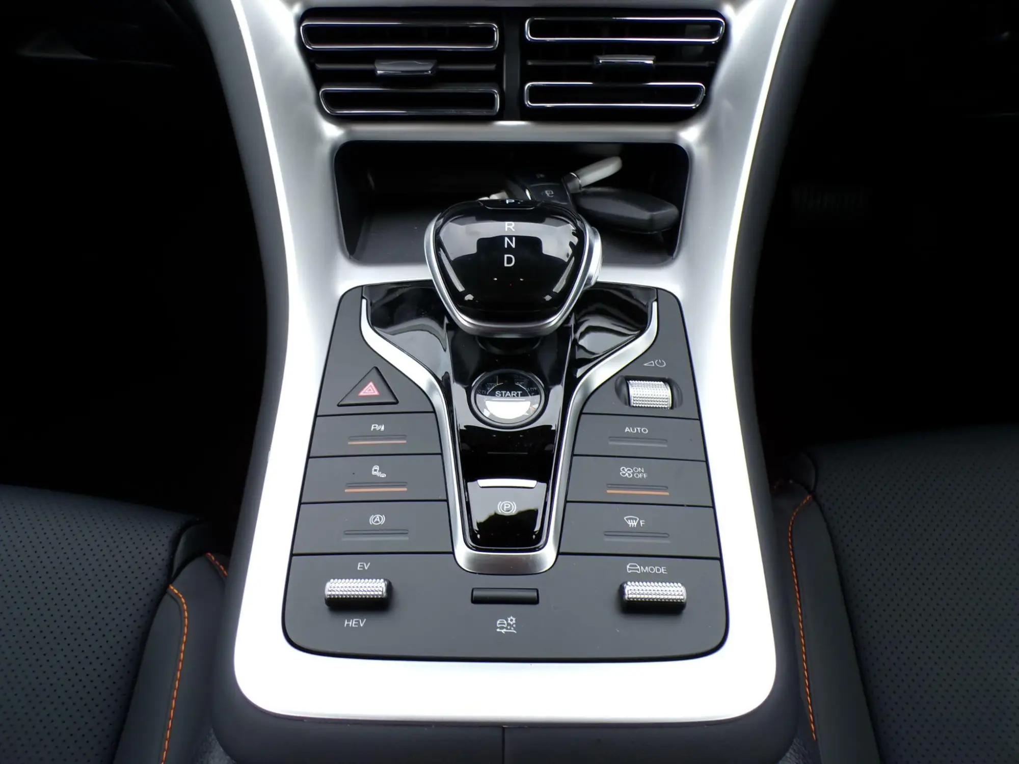 BYD Sealion 5 Image 23