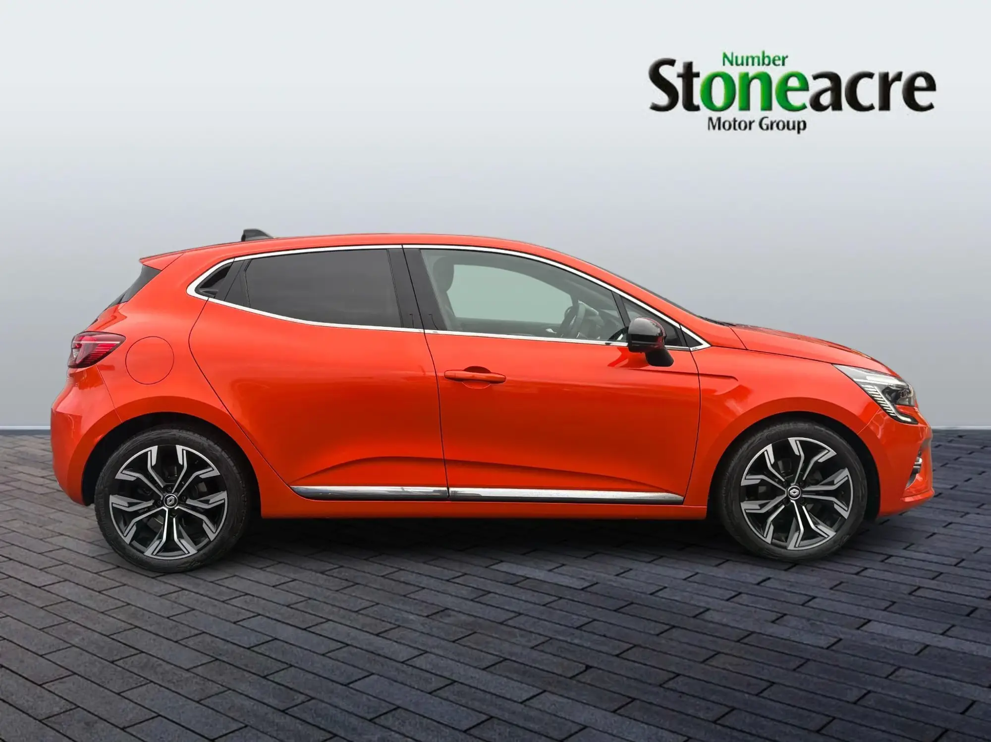 Renault Clio 1.0 TCe Techno Euro 6 (s/s) 5dr YO23XZL Image 2