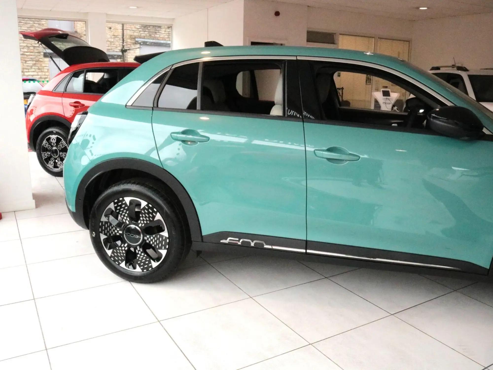 Fiat 600 Petrol Image 2