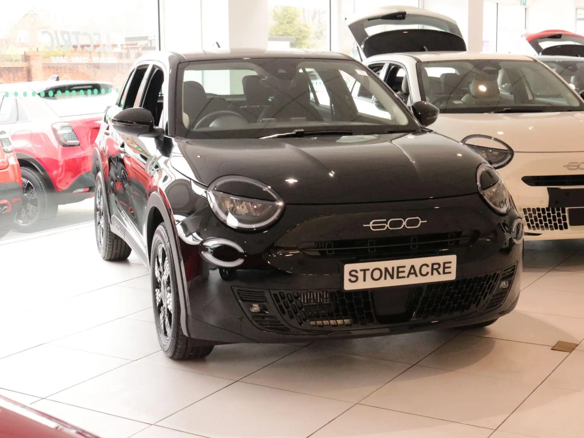Fiat 600 Petrol Image 1